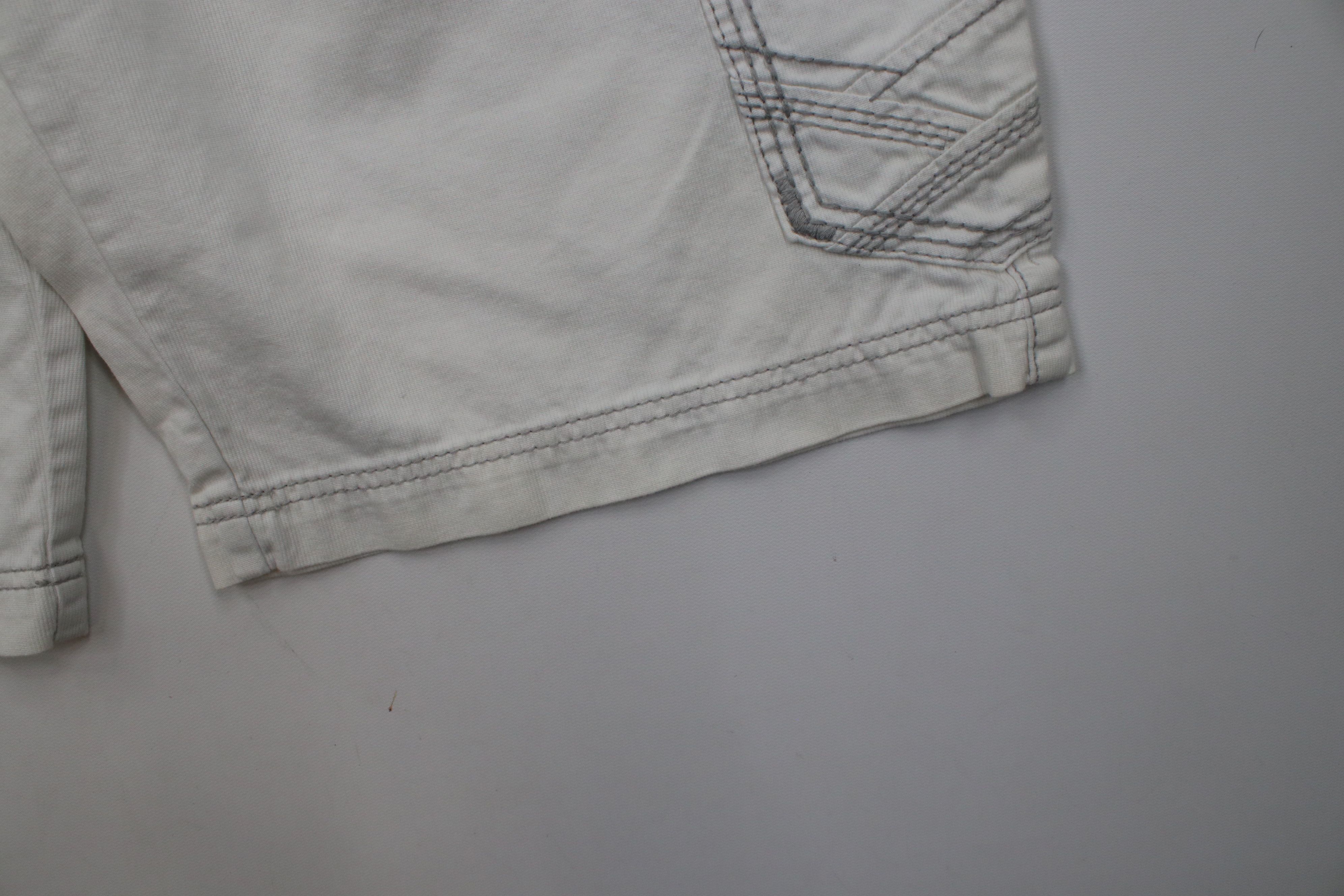 Vintage Buckle BKE Fit Baggy Ribbed Cargo Shorts White Cotton Size US 36 / EU 52 - 7 Thumbnail