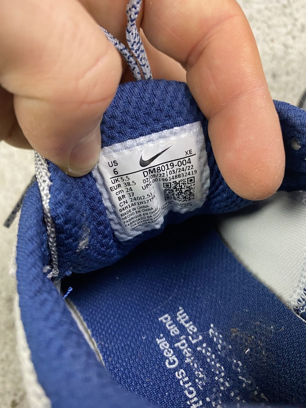 Nike ACG Nike acg lowcate trekking shoes mountains navy grey Size US 5.5 / EU 38 - 12 Thumbnail