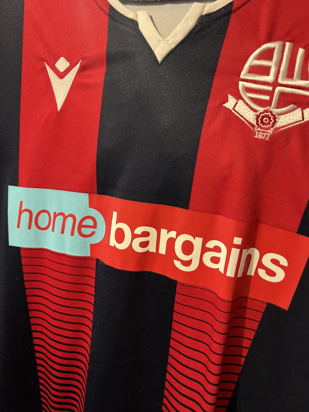 Macron × Vintage 2020/2021 VINTAGE BOLTON WANDERERS AWAY FOOTBALL SHIRT Size US S / EU 44-46 / 1 - 2 Thumbnail