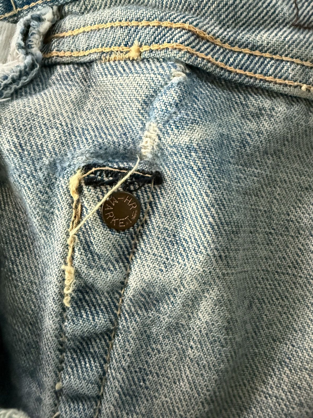 Blue Blue Japan DISTRESS FADED JAPAN BRAND VINTAGE BLUE-BLUE JAPAN SELVEDGE Size US 31 - 12 Thumbnail