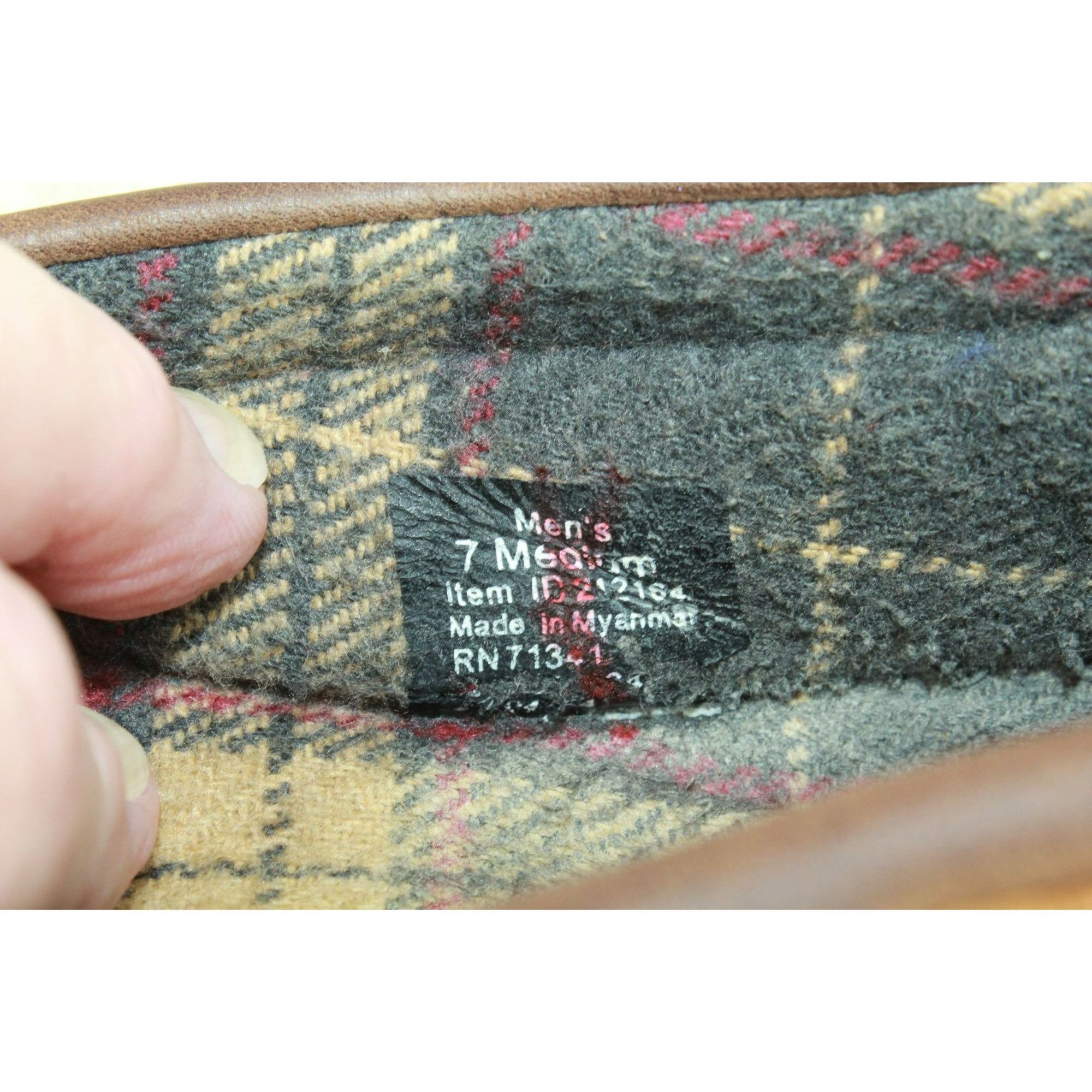 L.L. Bean LL Bean Men’s Brown Leather Flexible Handsewn Flannel-Lined Size US 7 / EU 40 - 8 Thumbnail