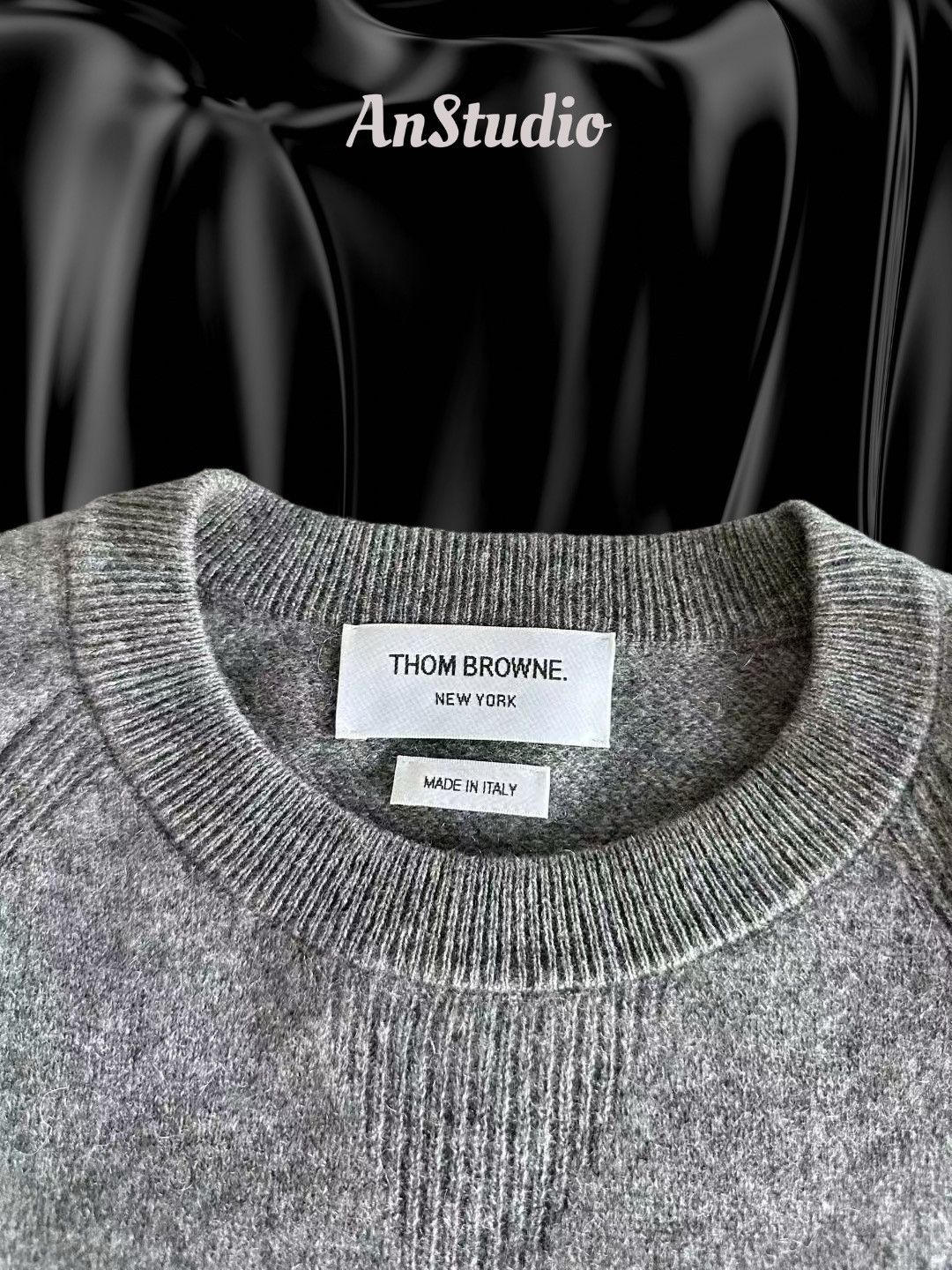 Thom Browne Thom Browne 4-Bar Cashmere Crewneck Sweater Size US S / EU 44-46 / 1 - 3 Thumbnail
