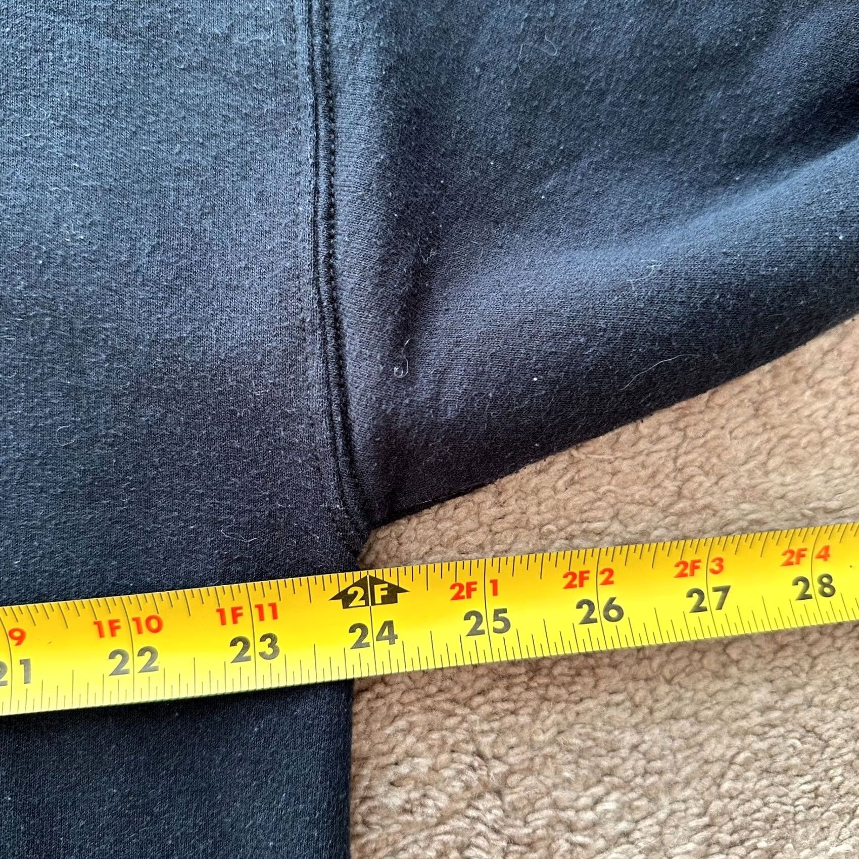 Vintage Harry Potter Hogwarts Pullover Hoodie Sweatshirt Mens XL Red Wizardry School of Witchcraft Size US XL / EU 56 / 4 - 7 Thumbnail