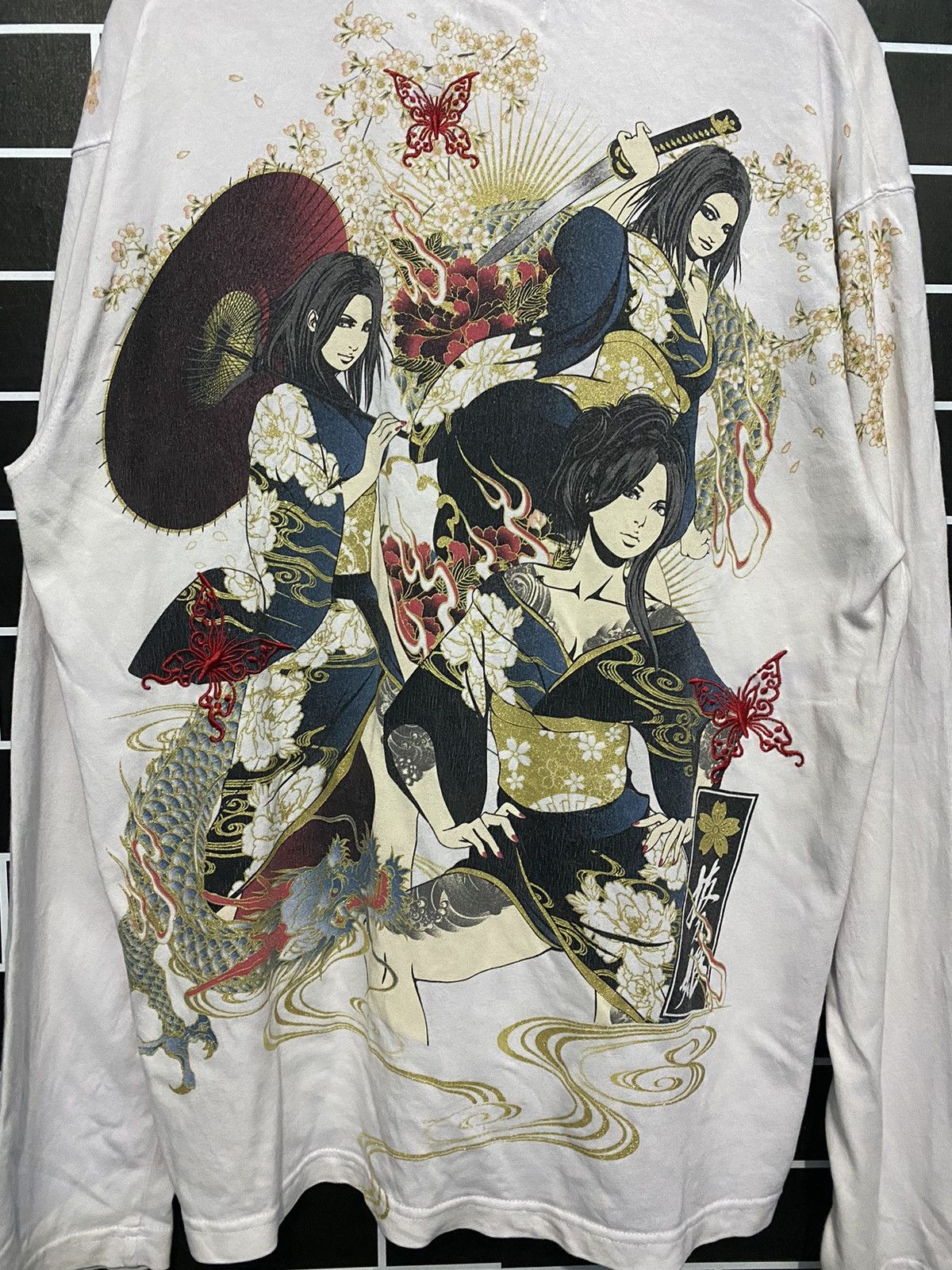 Vintage Sukajan divine retribution samurai girl longsleeve tshirt Size US XL / EU 56 / 4 - 2 Thumbnail