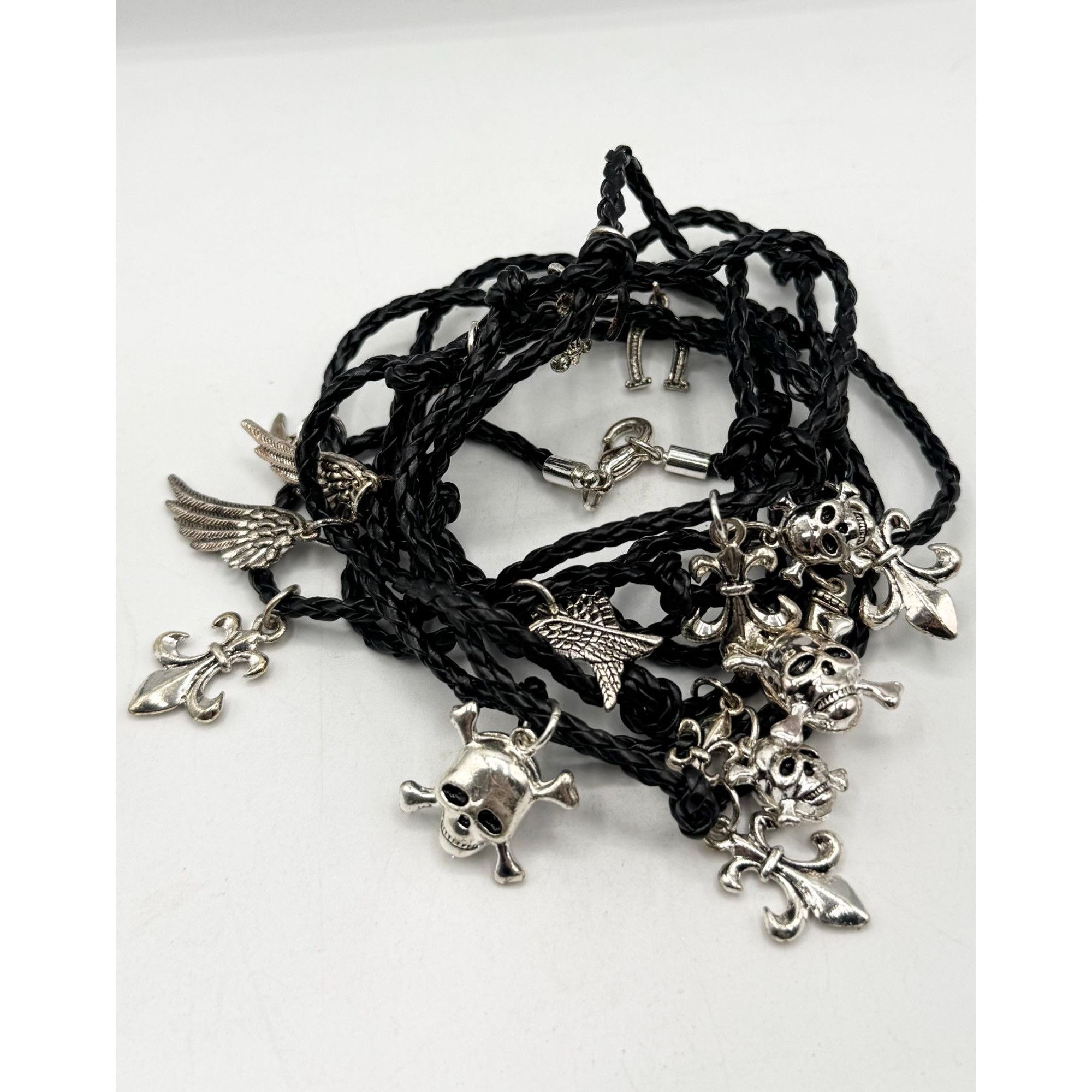 Other Black braided leatherette skull wings fleur de lis charm wra Size ONE SIZE - 1 Thumbnail