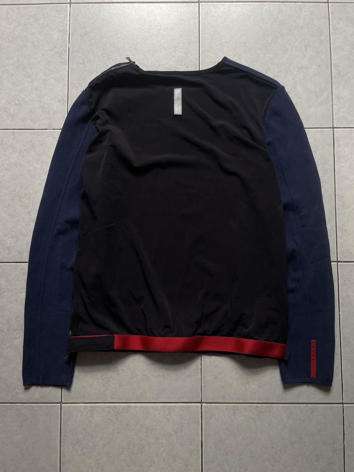 トップス archive prada linea rossa long sleeve Prada Oversized Long-sleeve Jersey T-shirt - Bergdorf Goodman