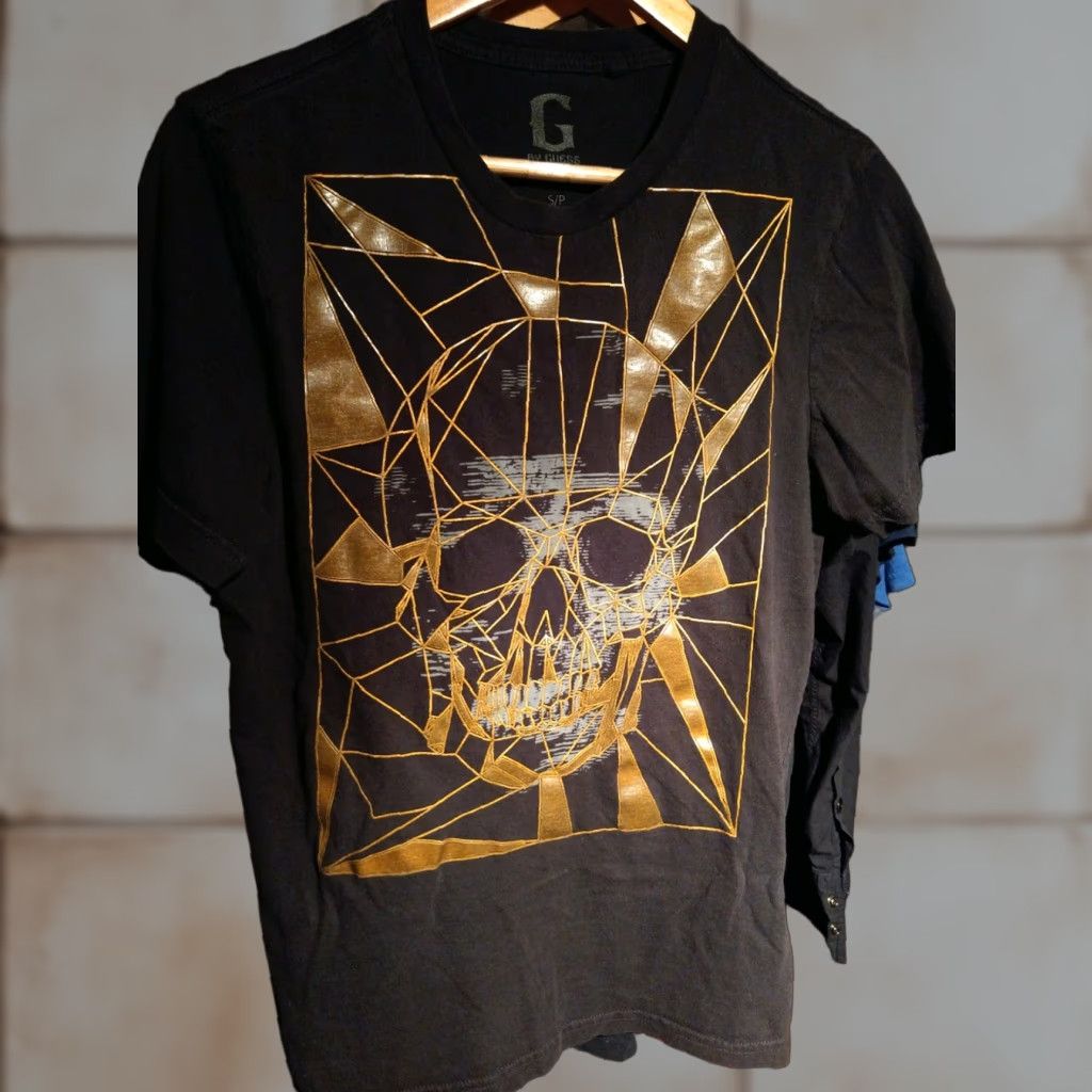 Guess VINTAGE Guess Jeans Skull T Shirt Geometric Illusion S Men Short Sleeve Black Cotton 100% GUESS Skull 90s Concert Style Mens Size US S / EU 44-46 / 1 - 1 Thumbnail