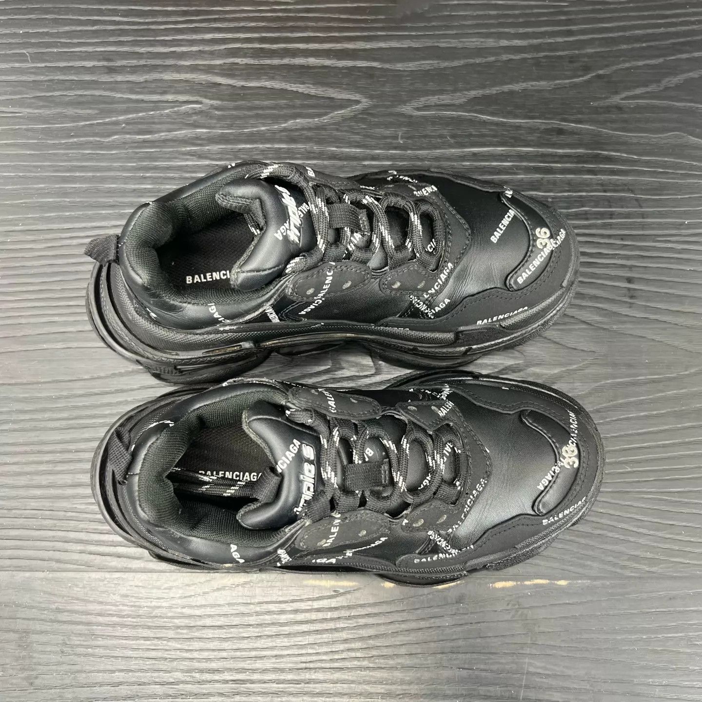 Balenciaga Balenciaga Triple S Black Wmns 36 Minor Sole Crack Size US 6 / IT 36 - 5 Thumbnail
