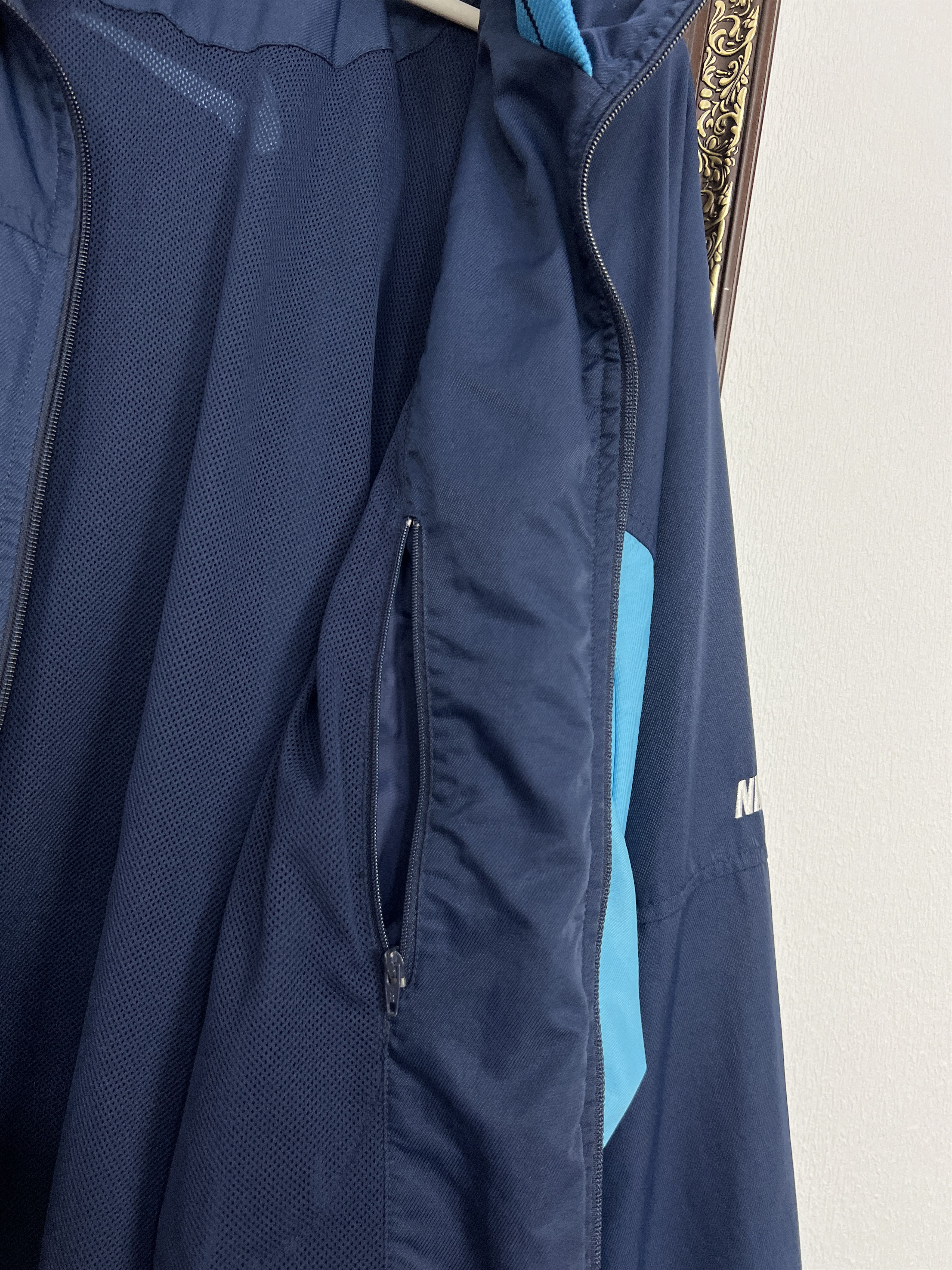 Nike Vintage 90's Nike 1860 Munich Football Jacket Bomber Size US L / EU 52-54 / 3 - 14 Thumbnail