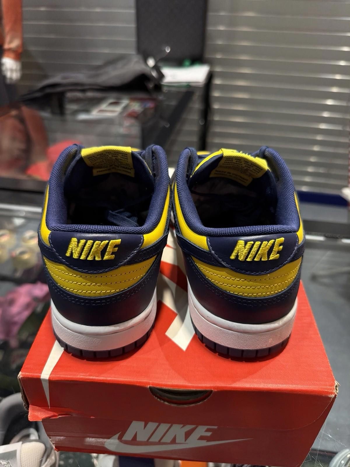 Nike Size 8.5 - Nike Dunk Low Michigan 2021 (DD1391 700) Size US 8.5 / EU 41-42 - 11 Thumbnail