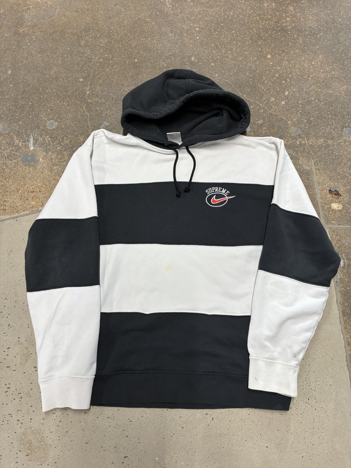 Nike × Supreme SUPREME / NIKE JEWEL CREWNECK | Grailed