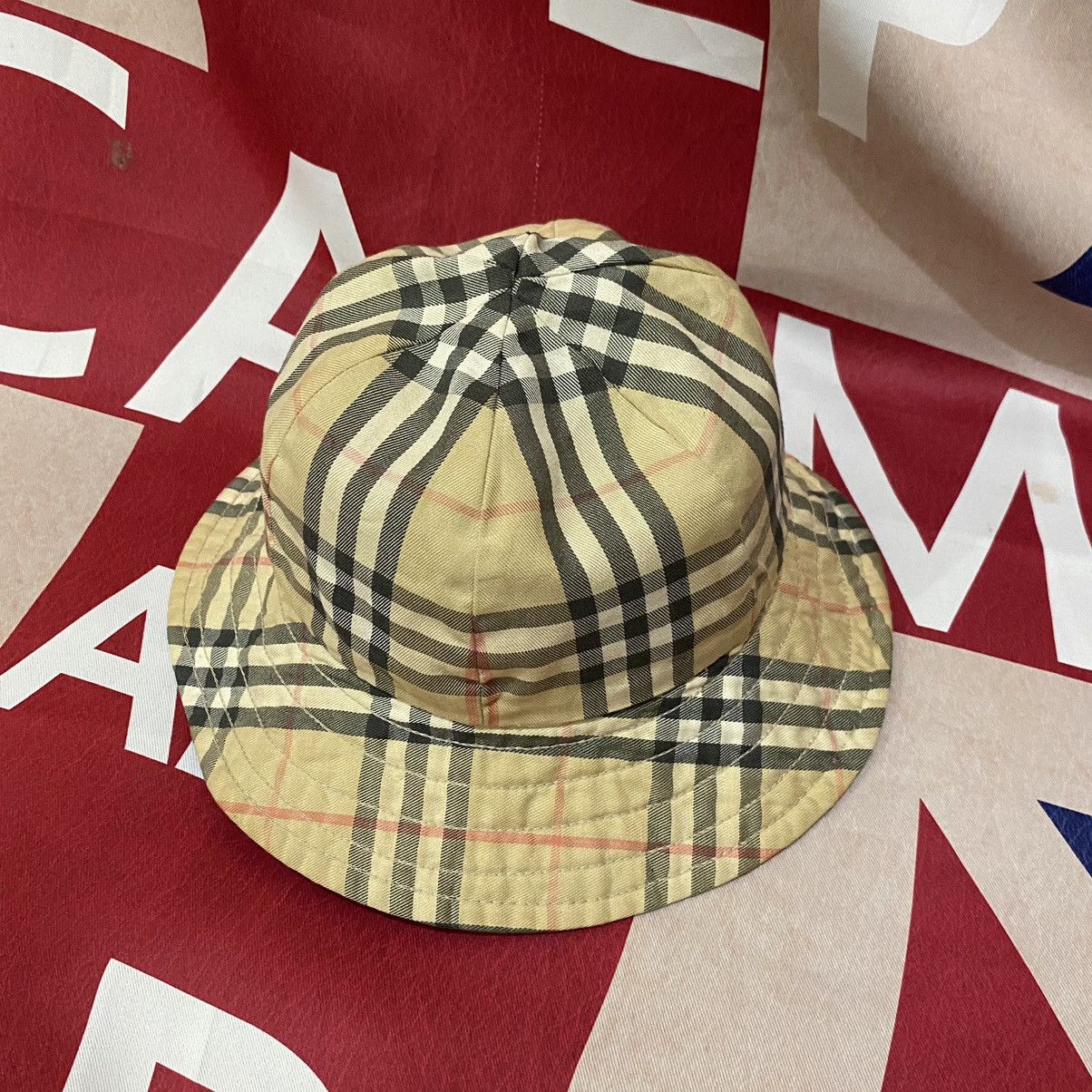 Vintage burberry bucket store hat