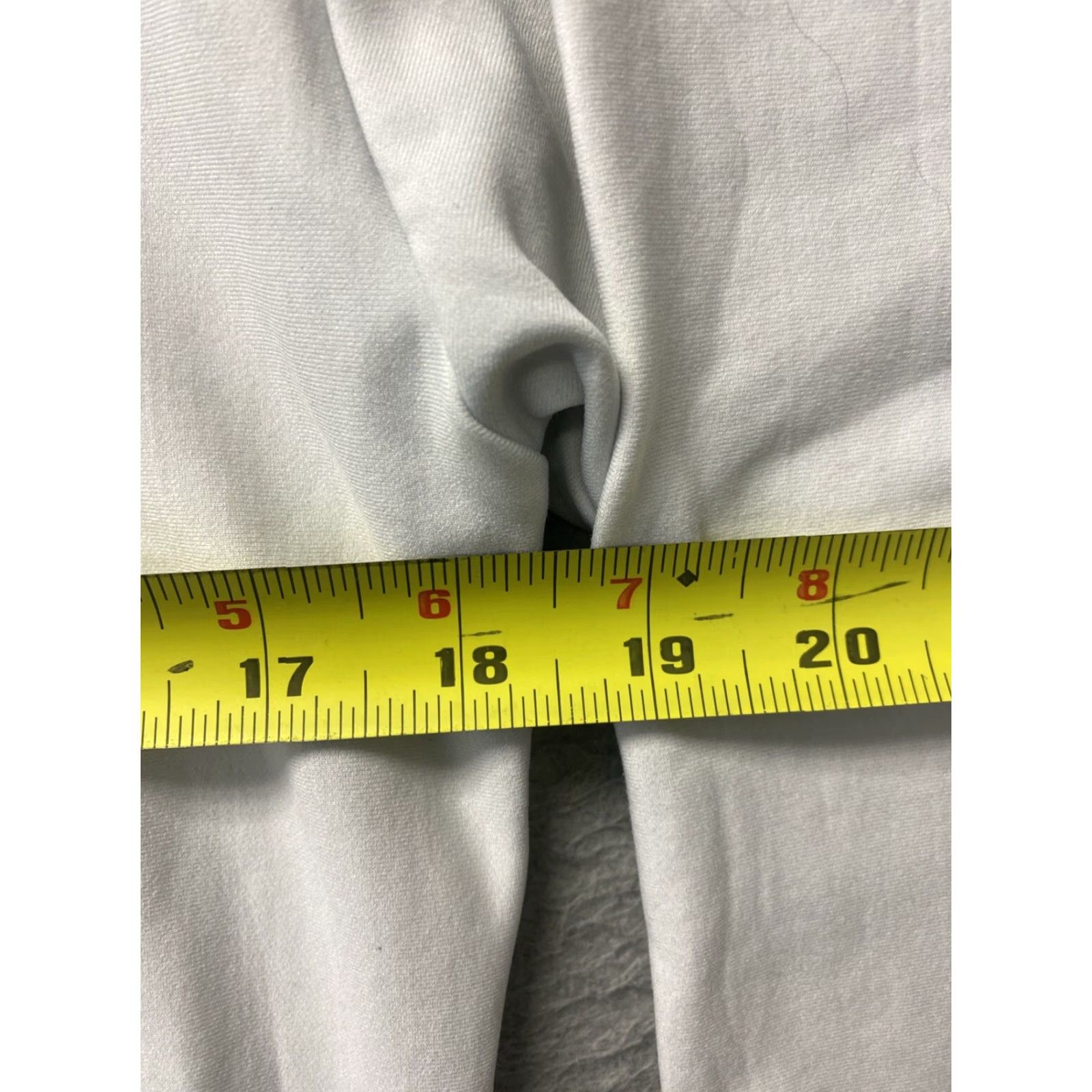 Under Armour VINTAGE Under Armour Women's Athletic Compression Mock Neck Shirt XL White Activewear Size XL / US 12-14 / IT 48-50 - 4 Thumbnail