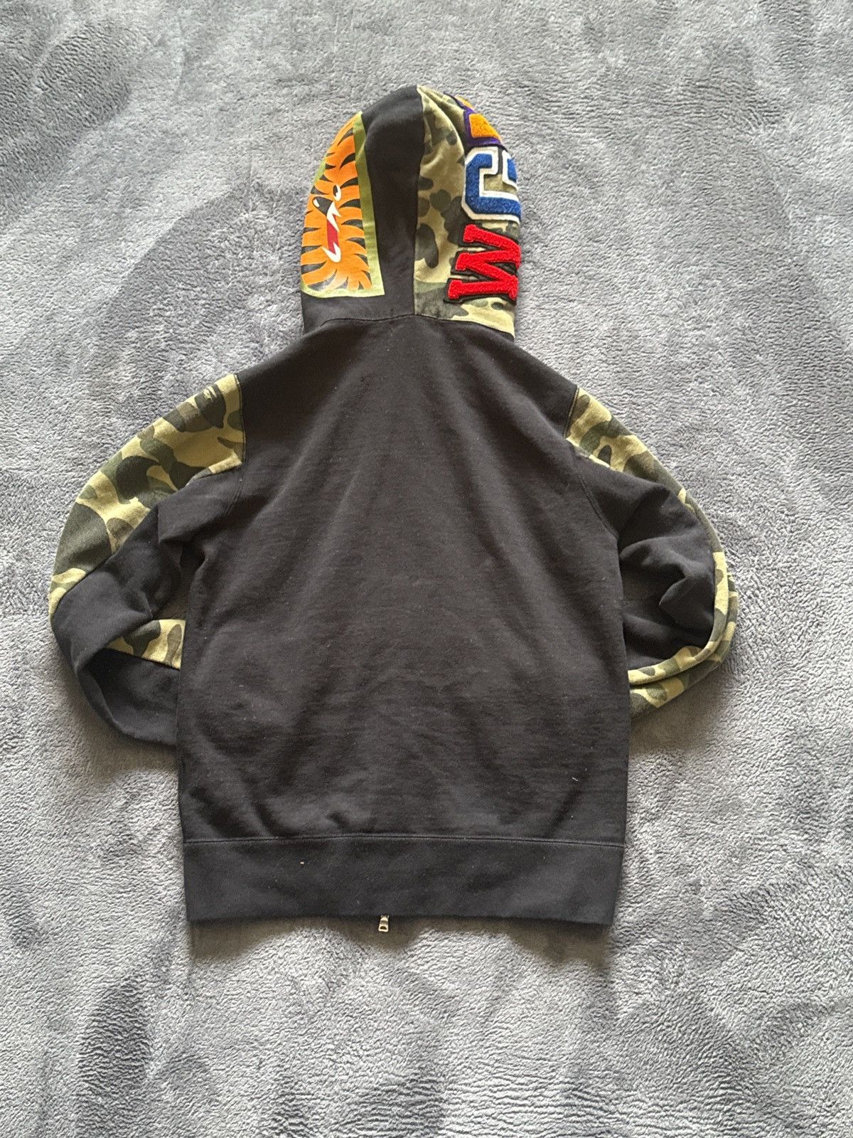Bape Half Camo Half Black Bathing Ape Size US M / EU 48-50 / 2 - 2 Thumbnail