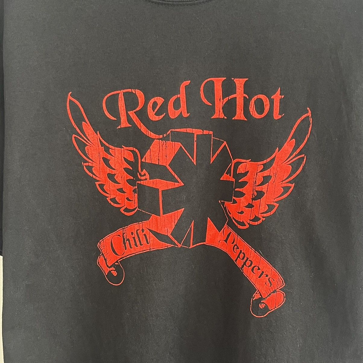 Band Tees × Vintage Vintage 00s Red Hot Chili Peppers Europe T-Shirt Size US M / EU 48-50 / 2 - 3 Thumbnail