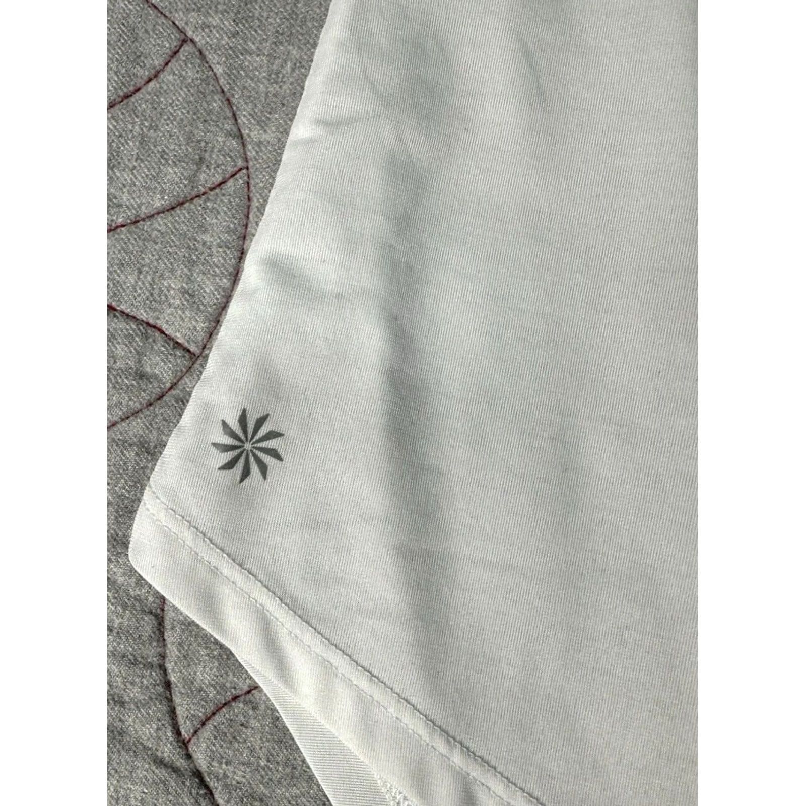 Athleta Athleta Tank White Racer T-Back Medium Women M Activewear Shirt Bind– Size M / US 6-8 / IT 42-44 - 2 Thumbnail