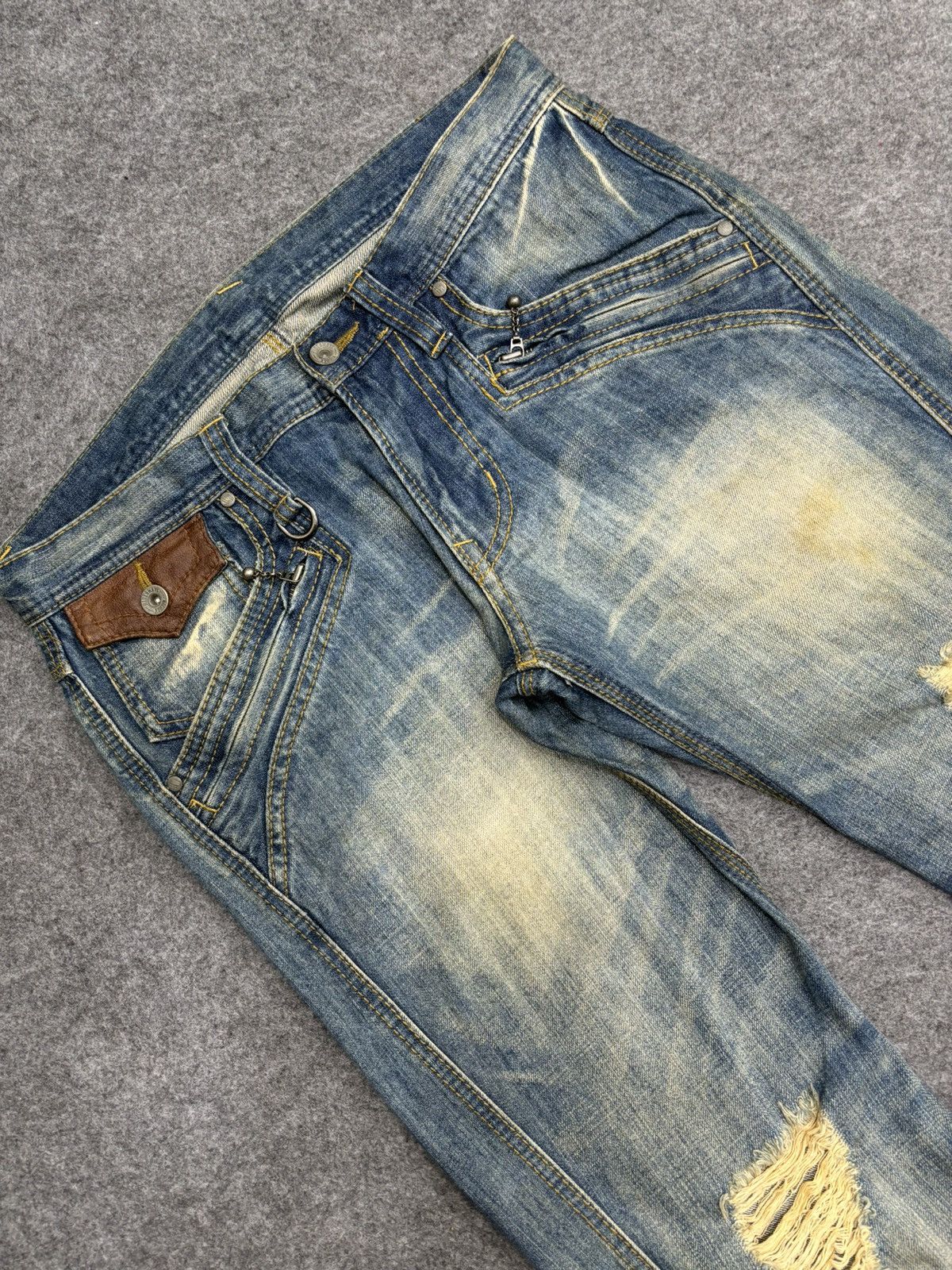 Japanese Brand 💥Japan Style Flare💥Hideaways Curve Distressed Denim F582 Size US 33 - 9 Thumbnail