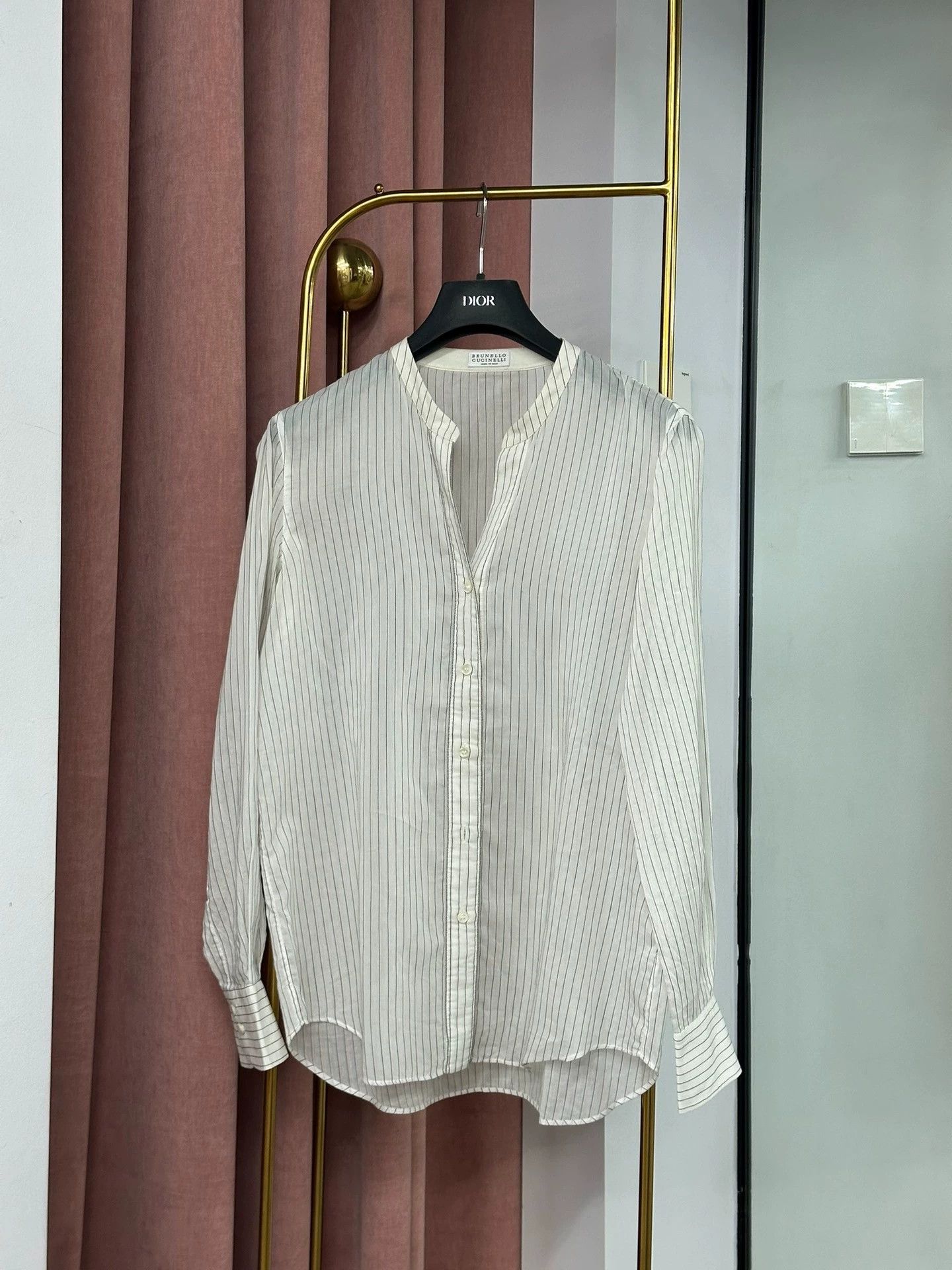 Brunello Cucinelli Brunello Cucinelli White Stripe Shirt Size US S / EU 44-46 / 1 - 1 Thumbnail