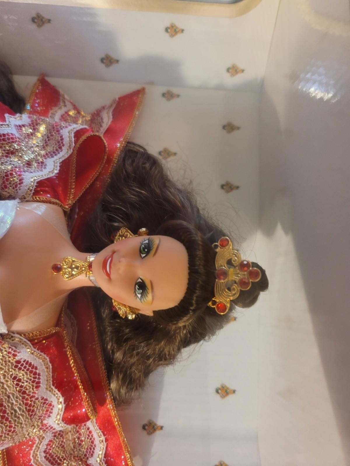 Designer SUPER RARE Grn.Eyes Happy Holidays Special Edition 97 Barbie Size ONE SIZE - 4 Thumbnail