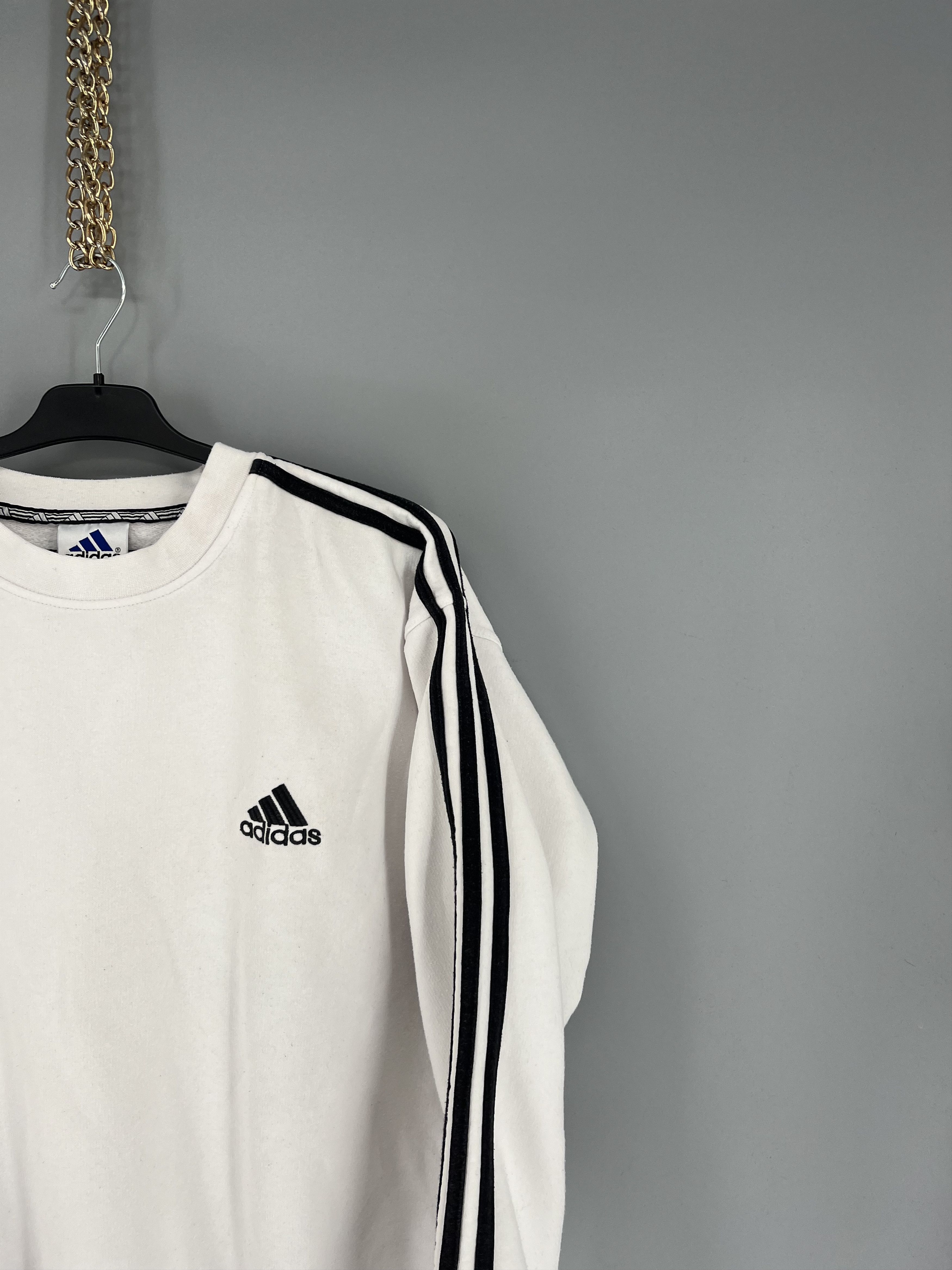Adidas Vintage Adidas White Embroidery Logos Sweatshirt Crazy Style Size US XL / EU 56 / 4 - 5 Thumbnail