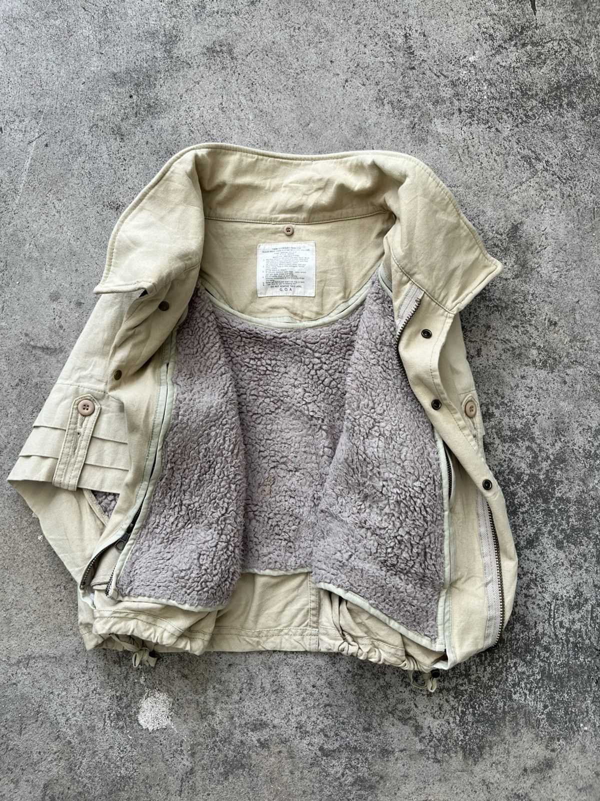 Japanese Brand 💥RARE Y2K GOA CROPPED VEST JACKET // Size US L / EU 52-54 / 3 - 5 Thumbnail