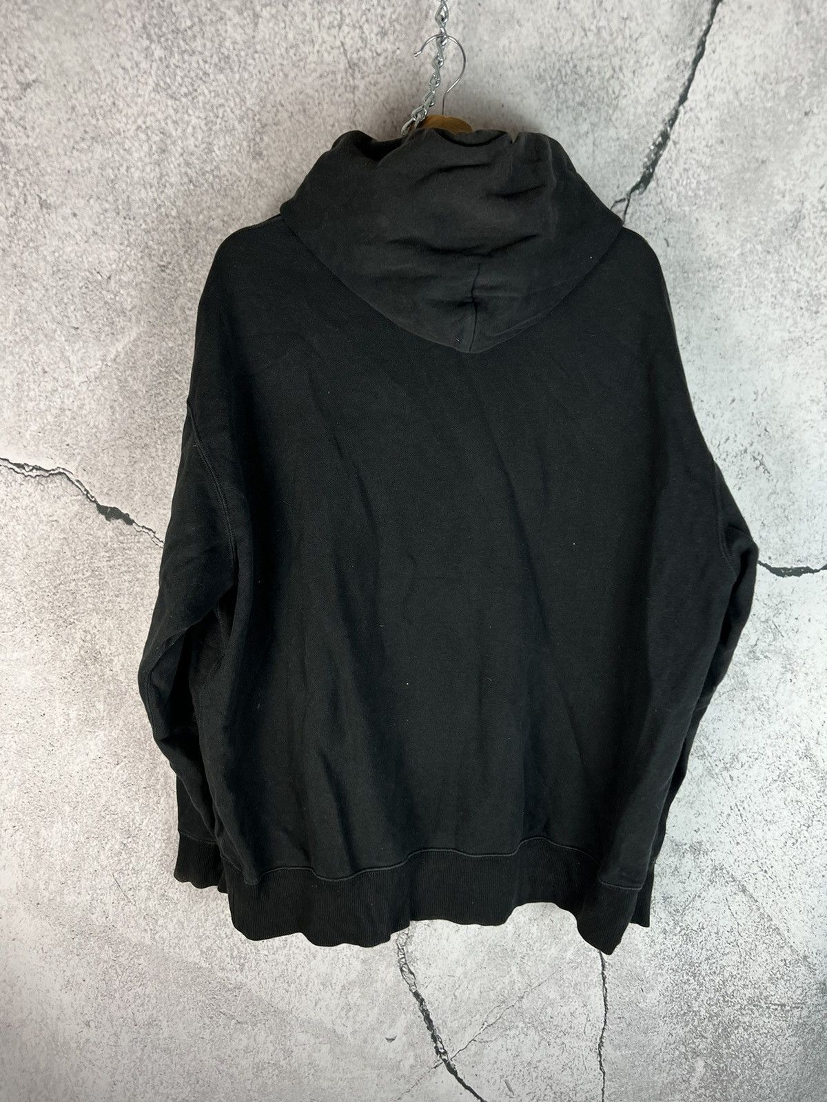 Futura × Uniqlo Futura x uniqlo men’s graphic signature logo art hoodie Size US XL / EU 56 / 4 - 2 Thumbnail