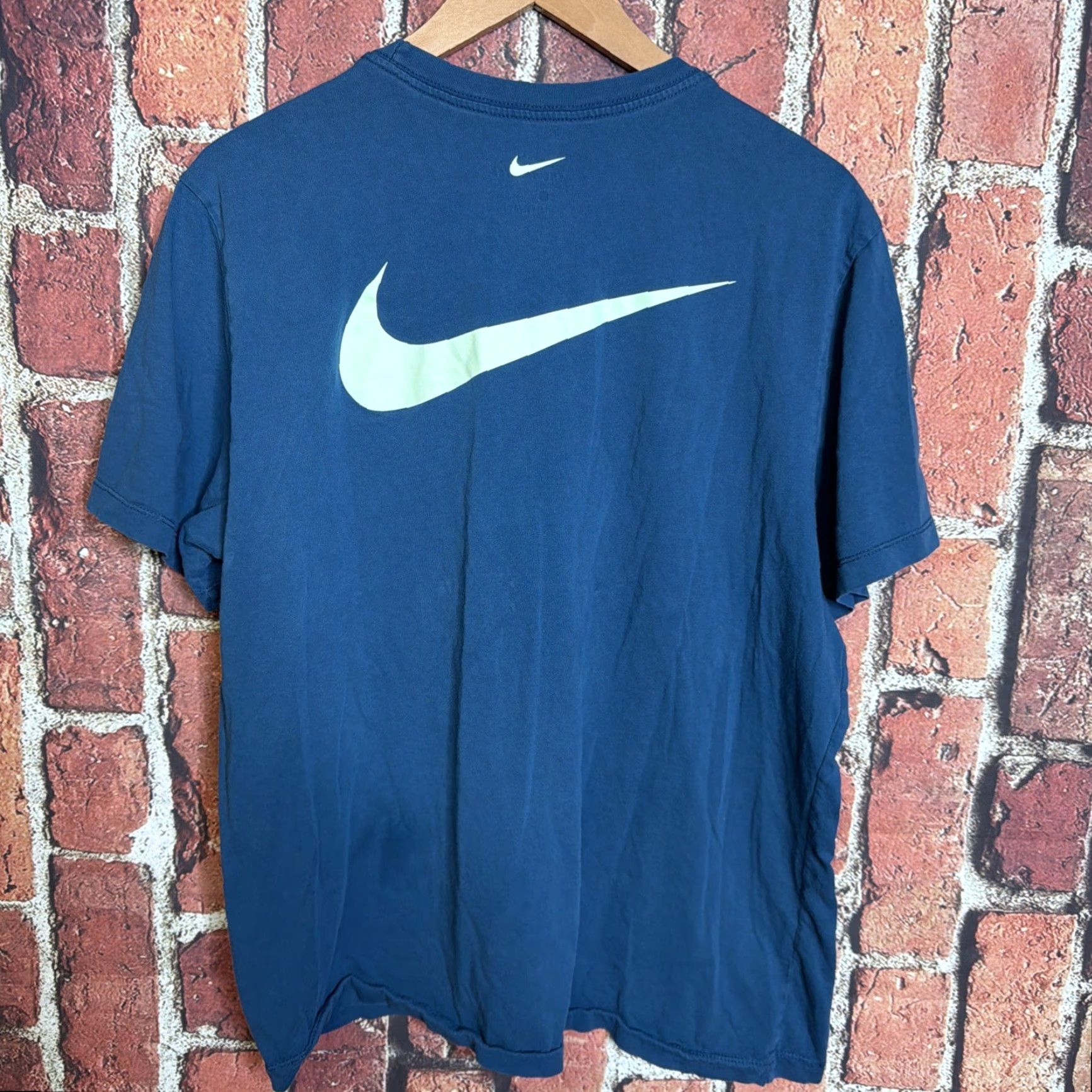 Nike Nike T-Shirt XL Womens Blue Swoosh Embroidered Tee Short Sleeve Crew Neck Shirt Size XL / US 12-14 / IT 48-50 - 3 Thumbnail