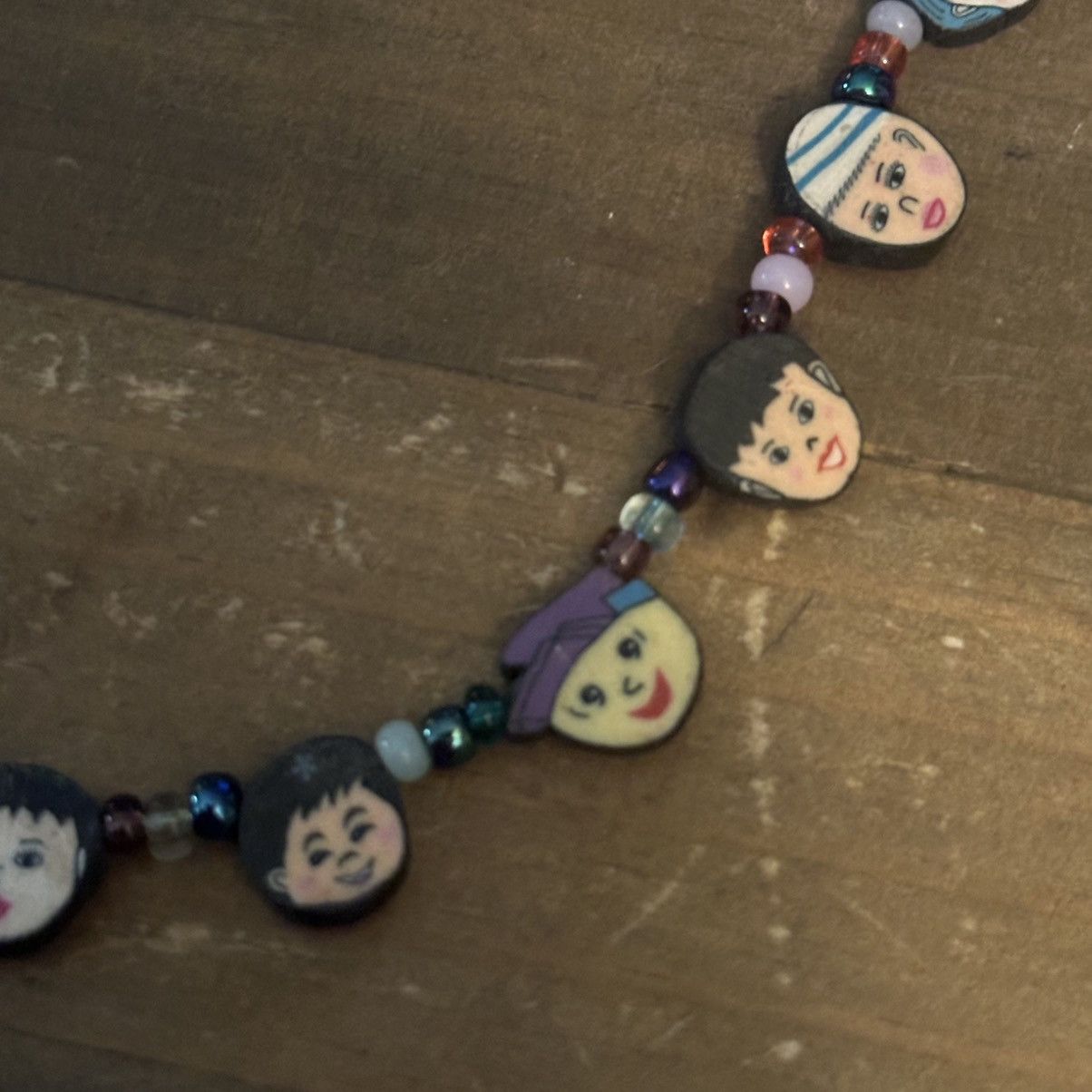 Vintage Vintage Faces of the World bead necklace Size ONE SIZE - 6 Thumbnail