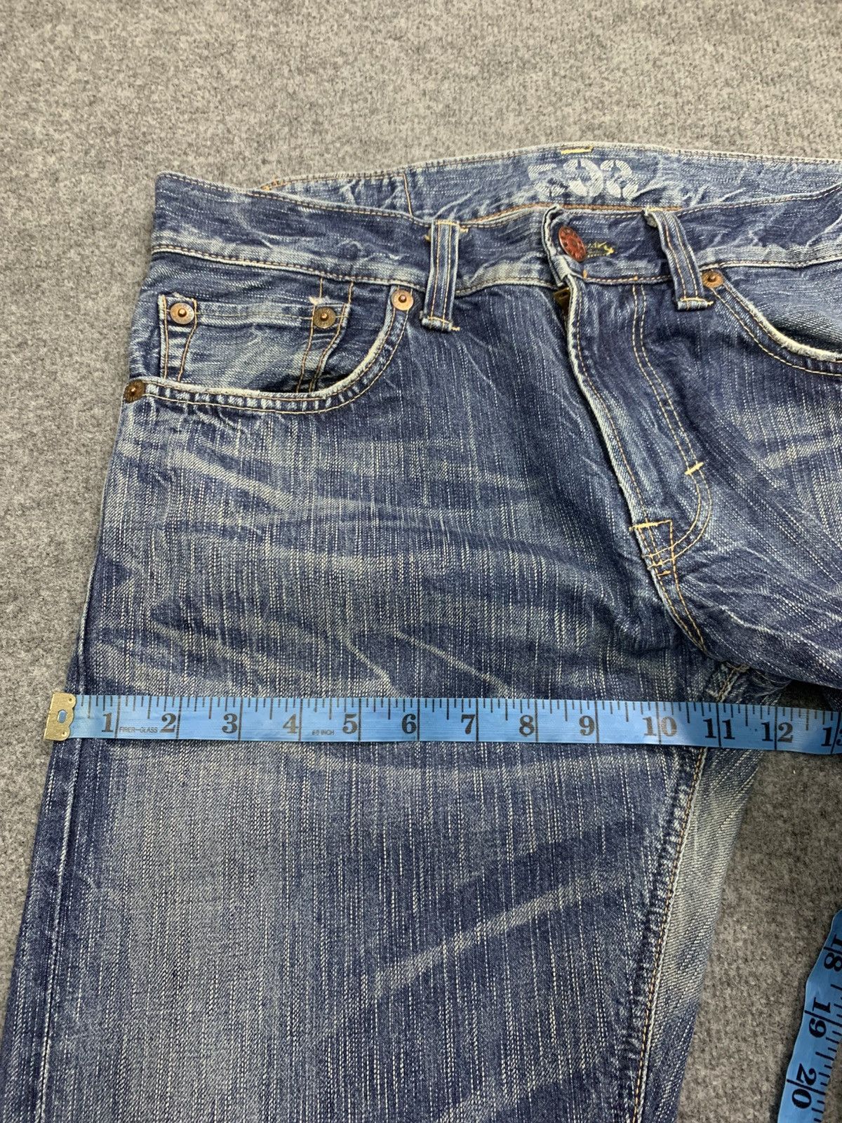 Edwin VINTAGE EDWIN BLUE TRIP FADED BLUE. Size US 34 / EU 50 - 4 Thumbnail