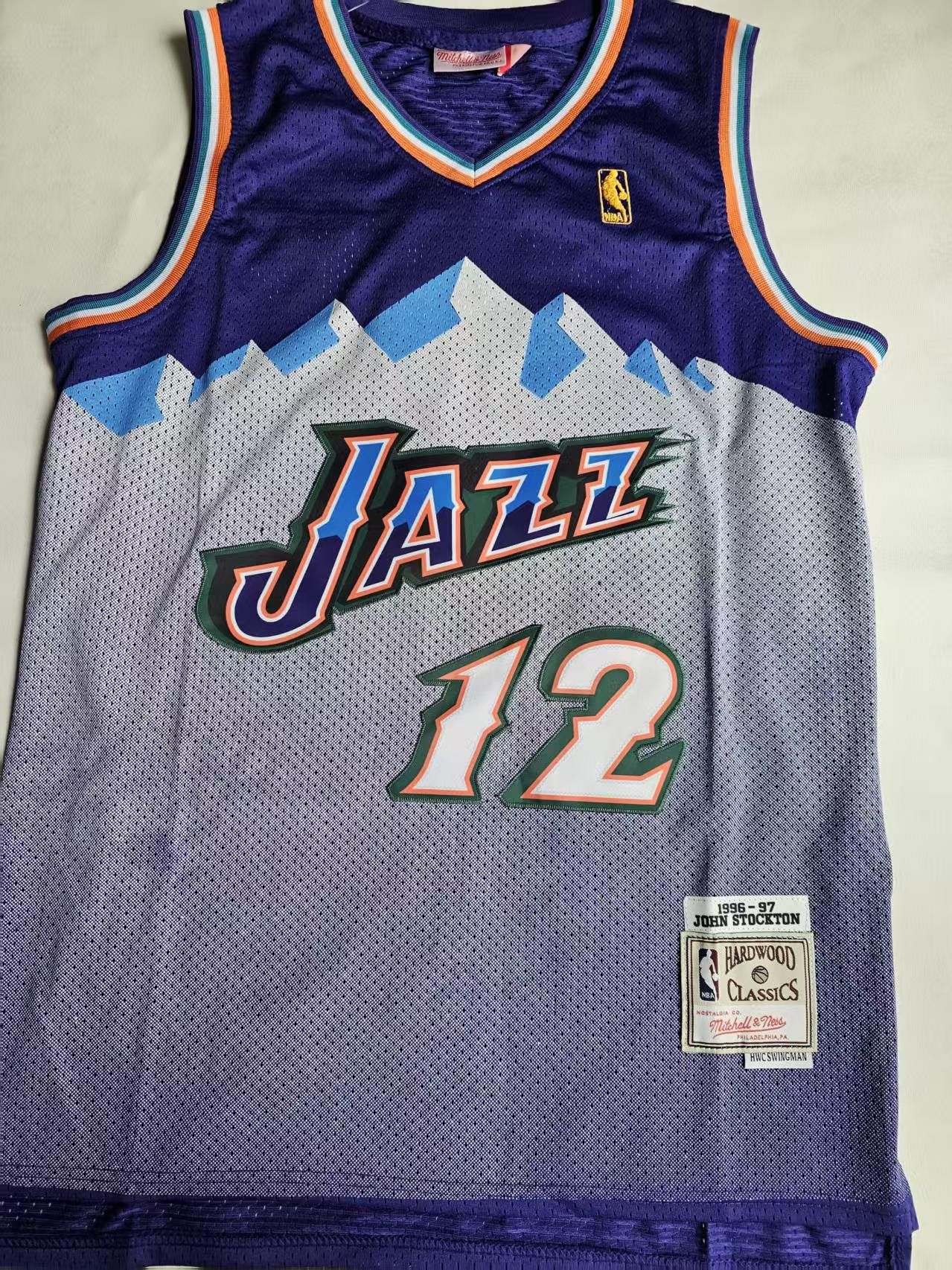 NBA Utah Jazz 12 John Stockton Jersey Size US XL / EU 56 / 4 - 1 Thumbnail
