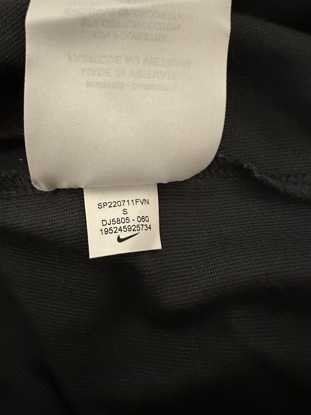 Nike ACG Nike ACG Rocks Tee Size US S / EU 44-46 / 1 - 4 Thumbnail