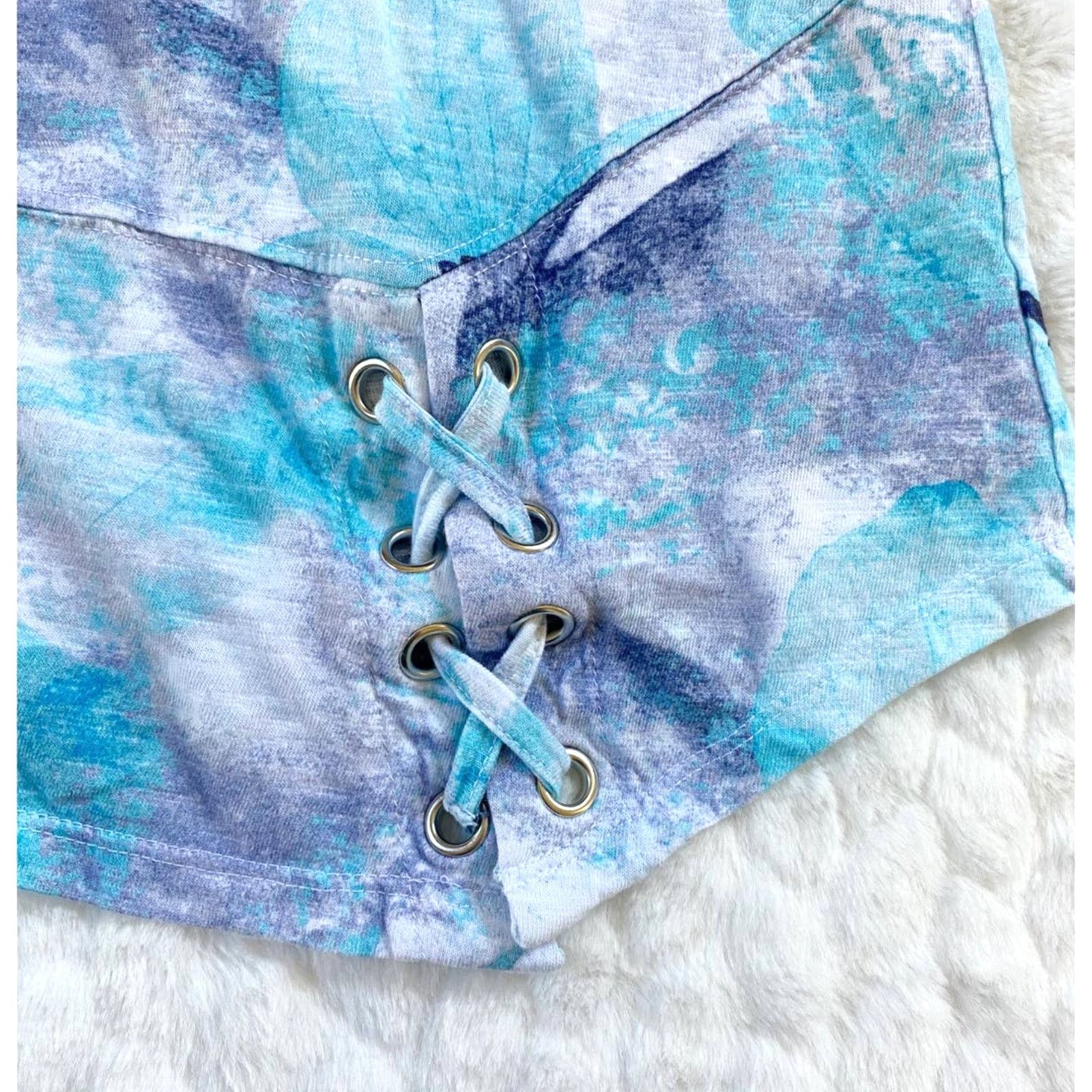 Chicos Chico’s Pressed Flower Asymmetrical Grommet Tunic Top Size XS / US 0-2 / IT 36-38 - 4 Thumbnail
