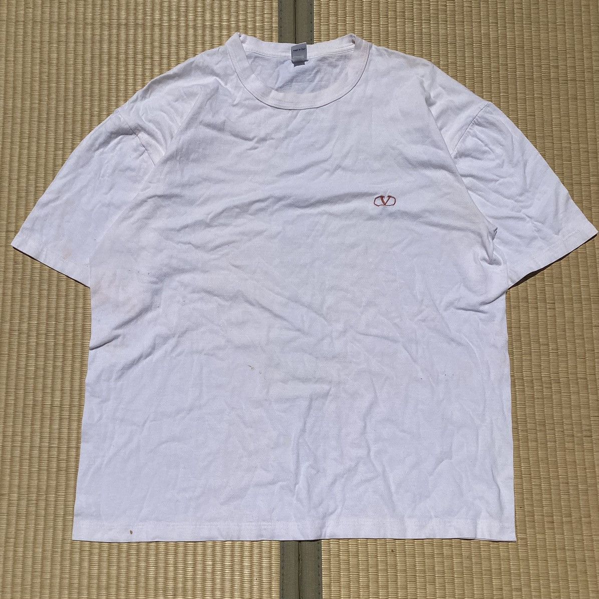 Designer × Valentino × Vintage Vtg 80s 90s Valentino White Embroidered Logo Essentials Tee Size US L / EU 52-54 / 3 - 1 Thumbnail