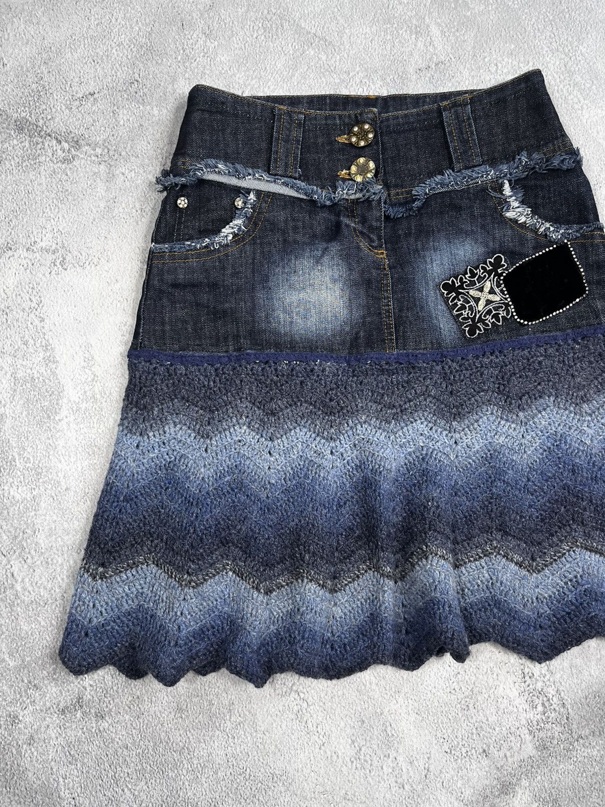 Other Vintage Mariella Burani denim/knit midi skirt streetwear Size 30" / US 8 / IT 44 - 2 Thumbnail