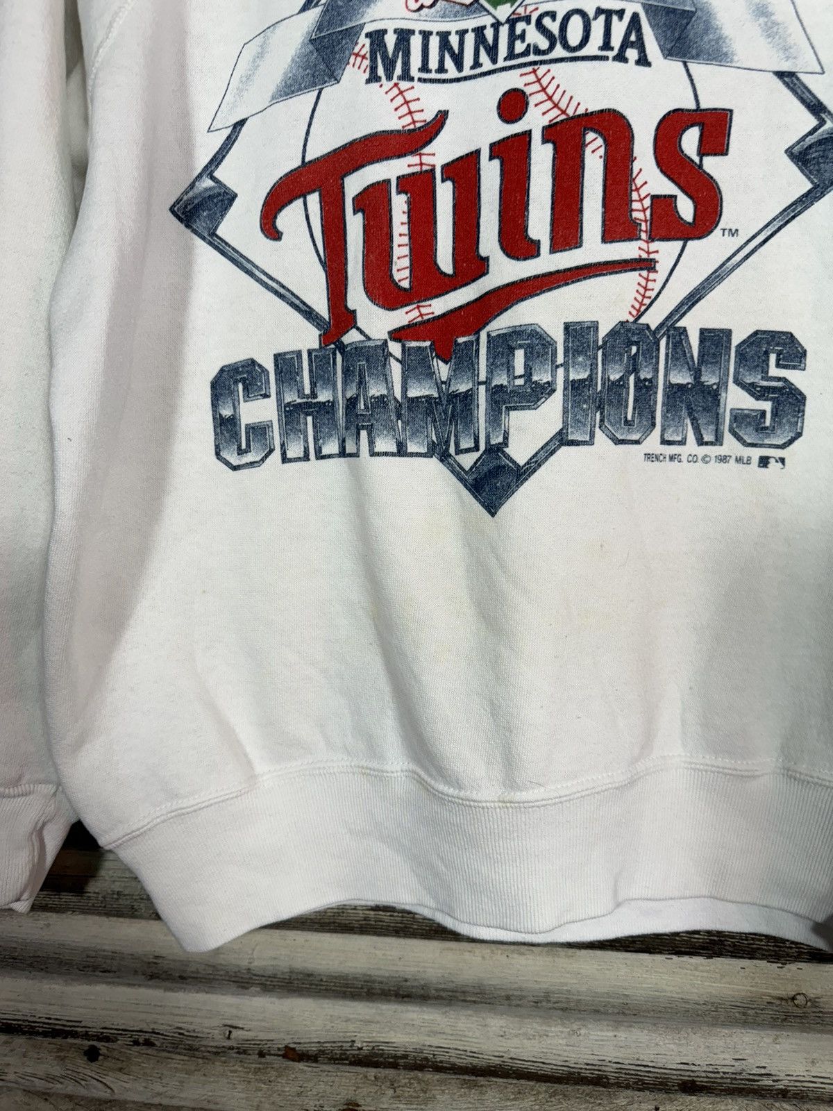 Vintage Vintage 1987 World Series Minnesota Twins Sweatshirt Size US L / EU 52-54 / 3 - 3 Thumbnail