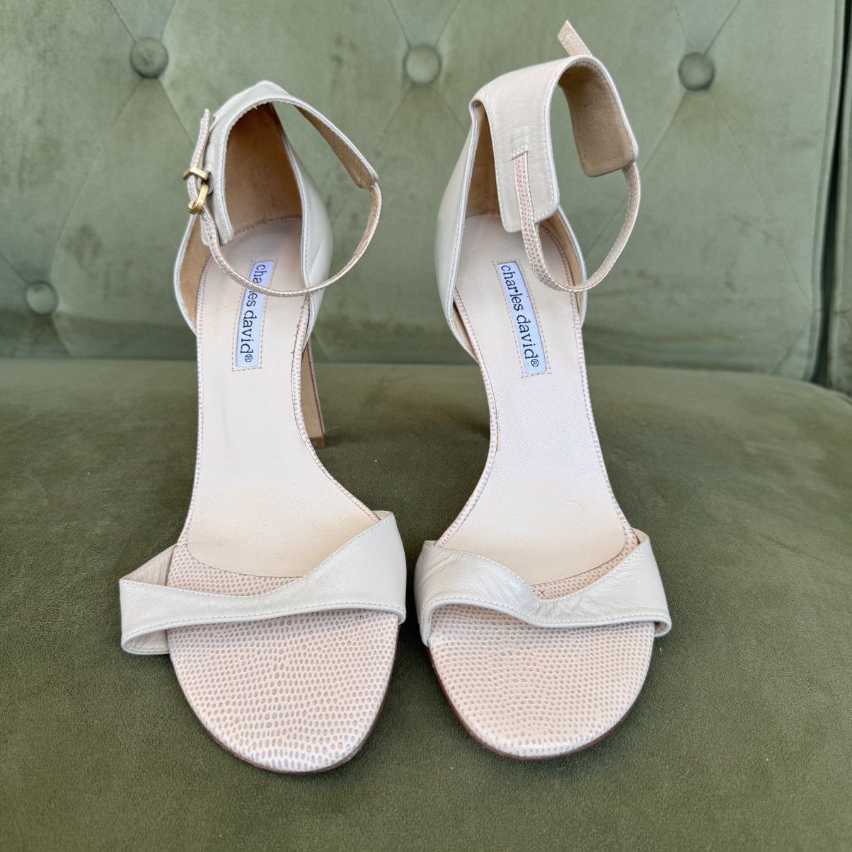 Other CHARLES DAVID Women's Camomile Pump size 9 B Size US 9 / IT 39 - 1 Thumbnail