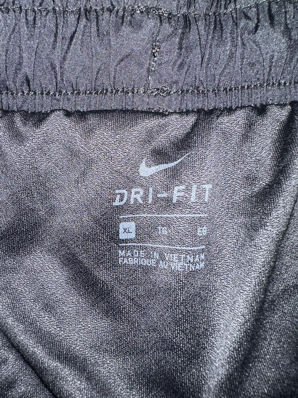 Nike Nike Women's Tempo Running Shorts Size 40" / US 18 - 4 Thumbnail