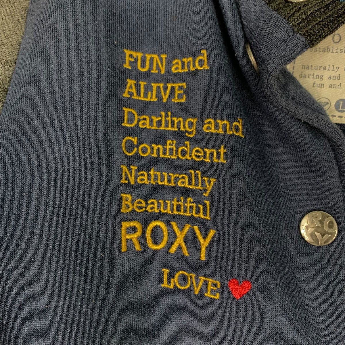 Japanese Brand California ROXY Surf Team Big Logo Varsity #0906-C40 Size US L / EU 52-54 / 3 - 16 Thumbnail