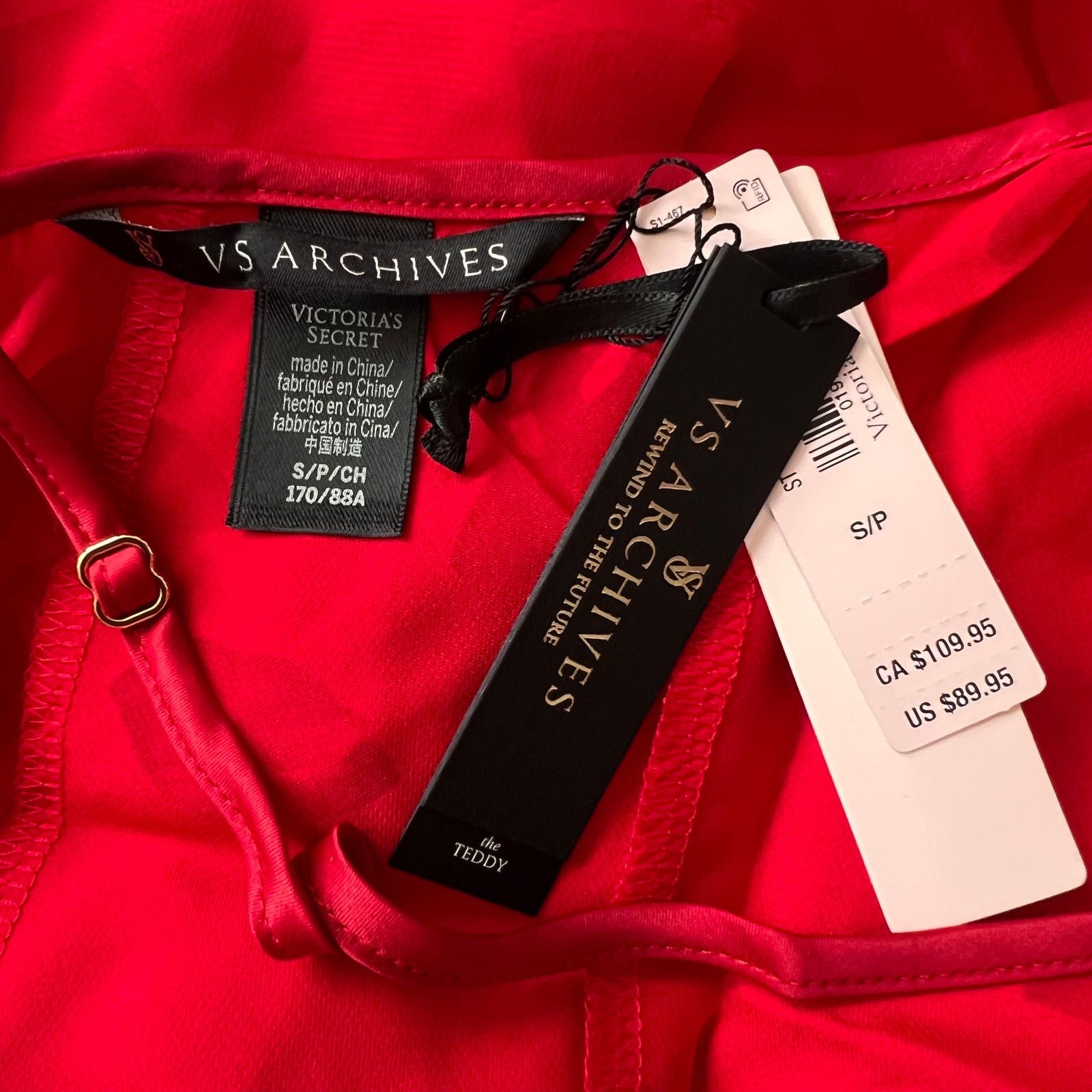 Victoria's Secret Victoria's Secret Burnout Red Burnout Satin Teddy, S Size S / US 4 / IT 40 - 4 Thumbnail