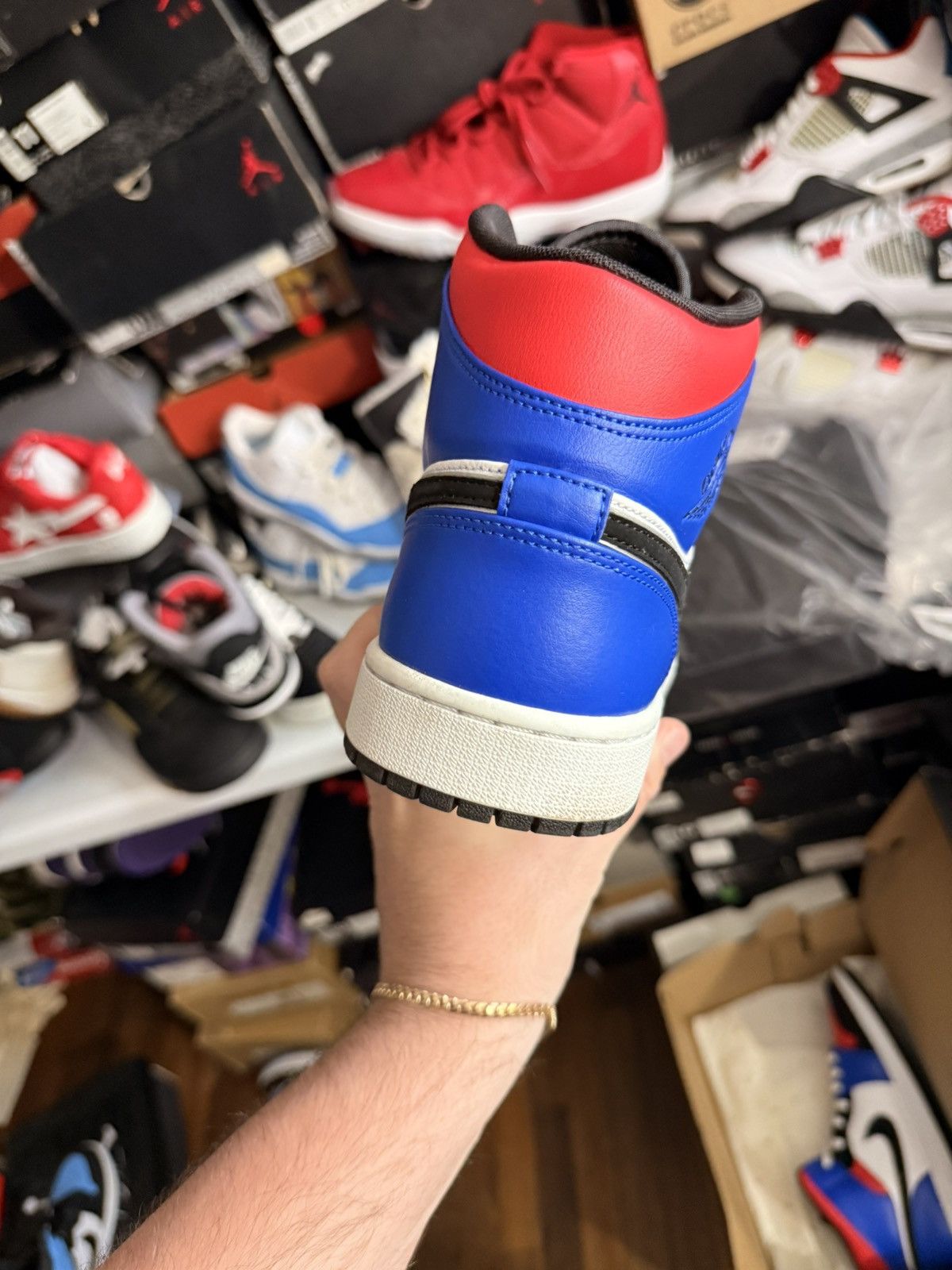 Jordan Brand Jordan 1 mid top 3 sz 12 Size US 12 / EU 45 - 4 Thumbnail