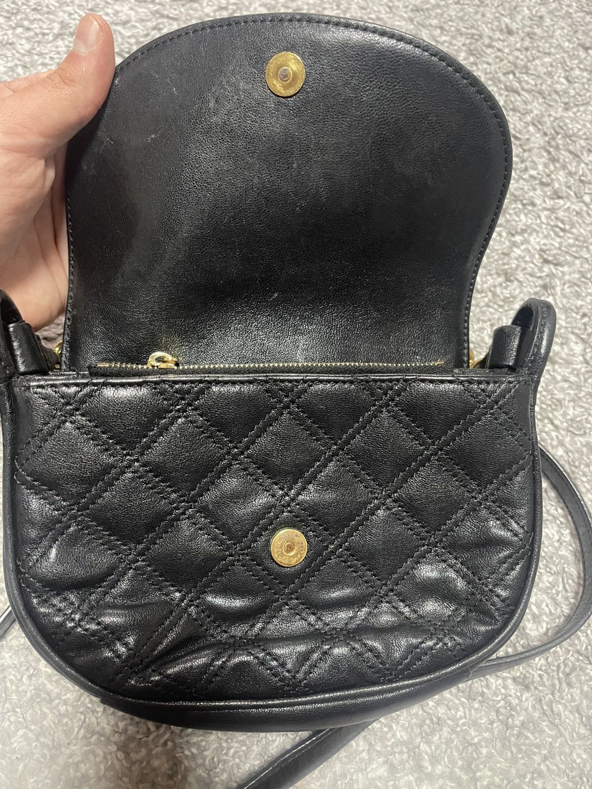 Marc Jacobs Marc Jacobs vintage black leather quitled gold small bag Size ONE SIZE - 10 Thumbnail