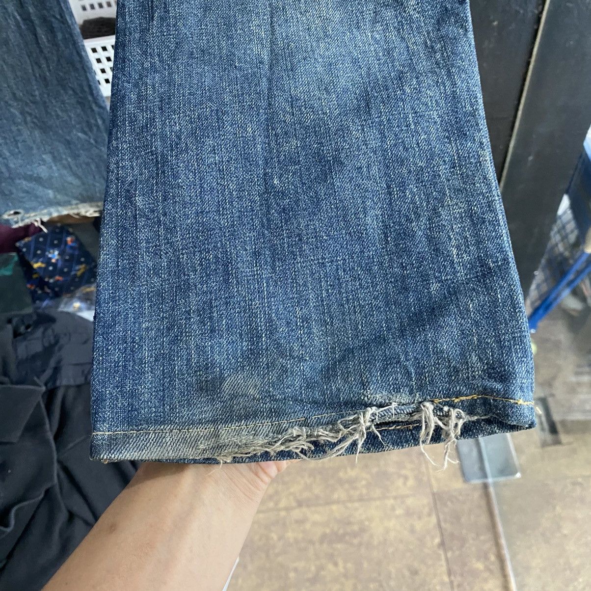 Le Grande Bleu (L.G.B.) LGB Distressed Blue Denim Jeans | Vintage Wash Ripped Style Size US 33 - 6 Thumbnail