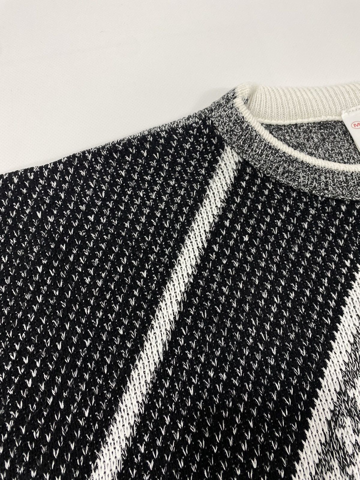 Vintage 🔥LASTDROP🔥Vintage Made In England Geometric Design Oversized Size US M / EU 48-50 / 2 - 6 Thumbnail