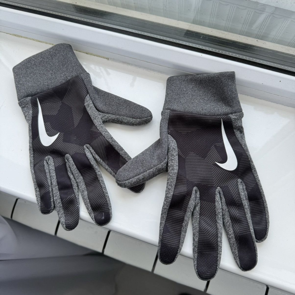 Pre-owned Nike X Vintage Gloves Nike In Grey