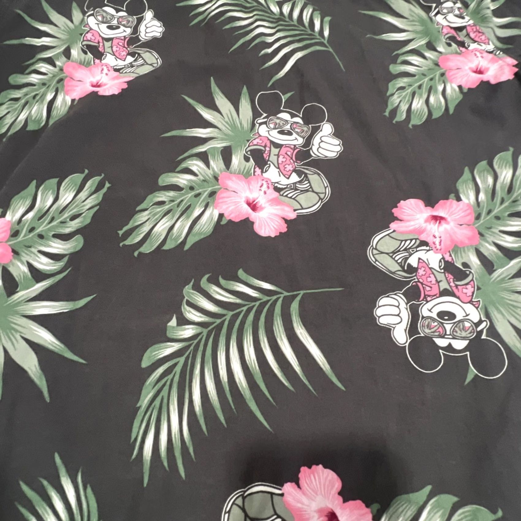 Disney Disney x Neff Button Up Shirt Mens Large Black Hawaiian Floral Mickey Mouse Regular Fit Short Sleeve Cotton Button-Up Women? Size US L / EU 52-54 / 3 - 7 Thumbnail