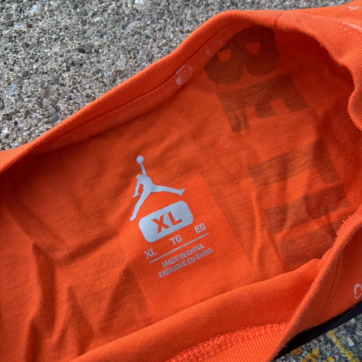 Jordan Brand Size XL-Gatorade X Air Jordan Logo All Over Print USED Size US XL / EU 56 / 4 - 2 Thumbnail