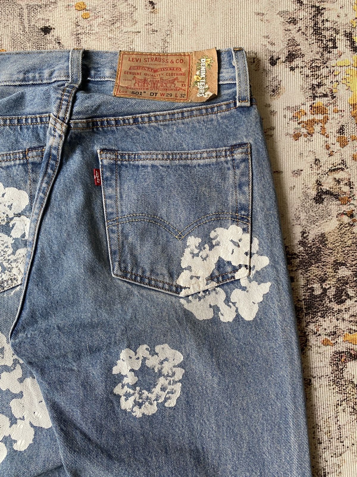 DENIM TEARS × Levi's Levi’s X Denim Tears Jeans Size US 29 - 16 Thumbnail