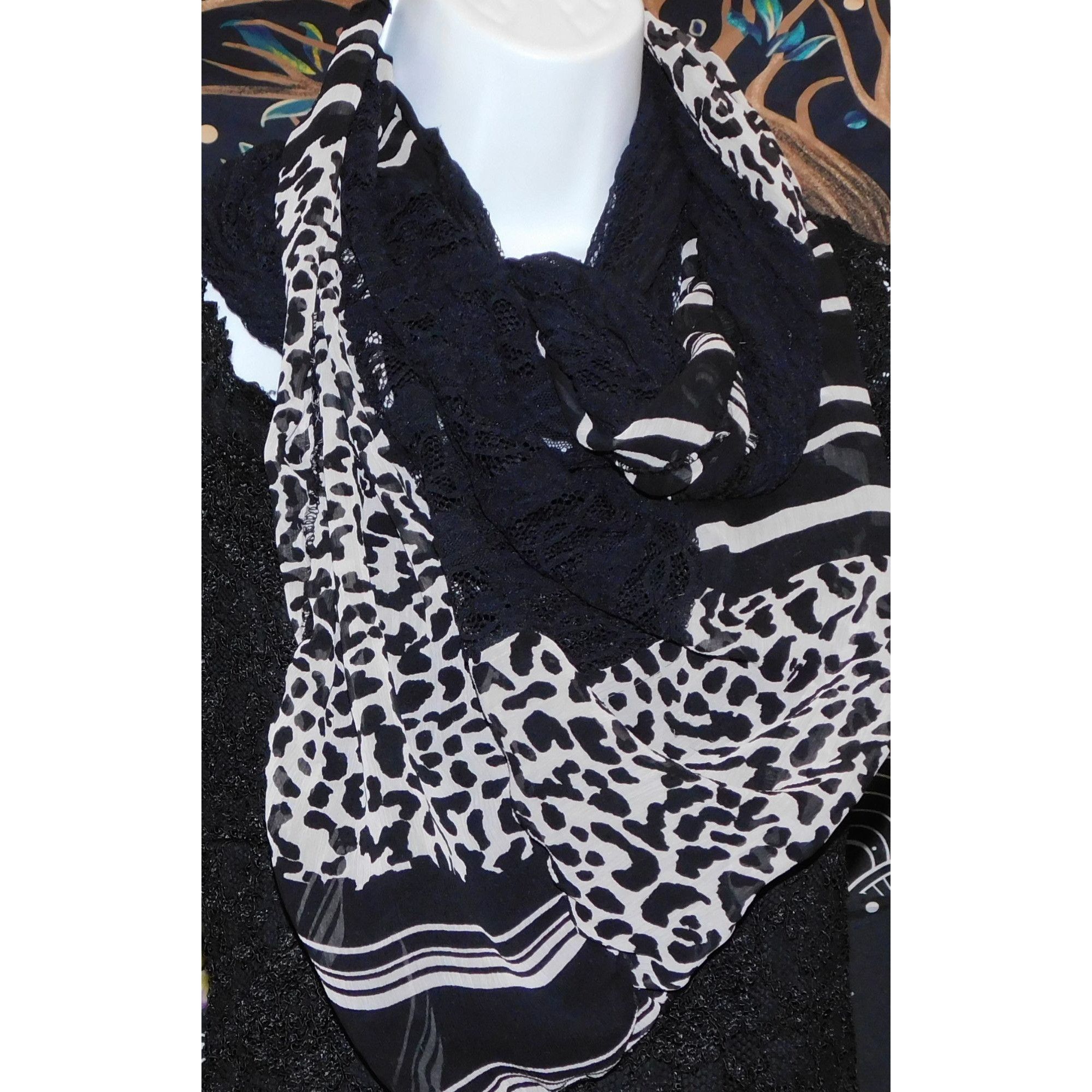 Other Black Lace & Animal Print Infinity Scarf With Abstract Patte Size ONE SIZE - 1 Thumbnail