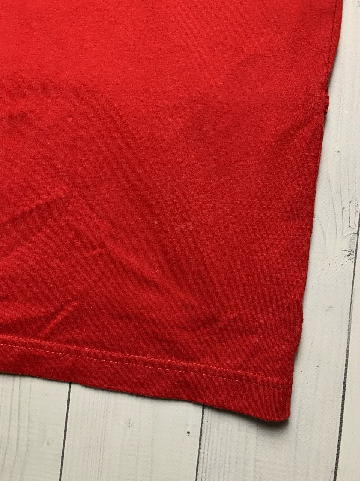 Adidas × Vintage Vintage adidas Spain soccer jersey red size Xl Size US XL / EU 56 / 4 - 7 Thumbnail