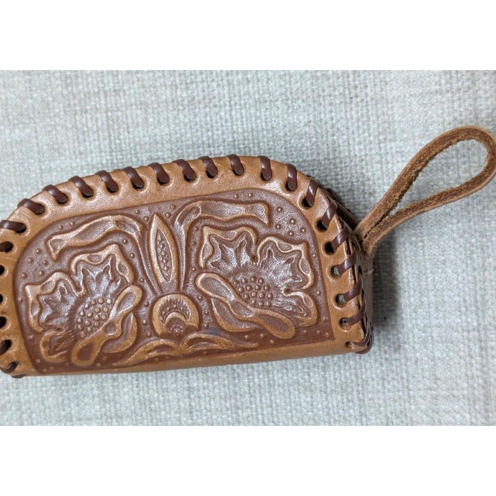 Vintage VINTAGE handcrafted leather 4" coin pouch TOOLED COWBOY WESTERN brown unisex Adults zip purse bag Size ONE SIZE - 4 Thumbnail